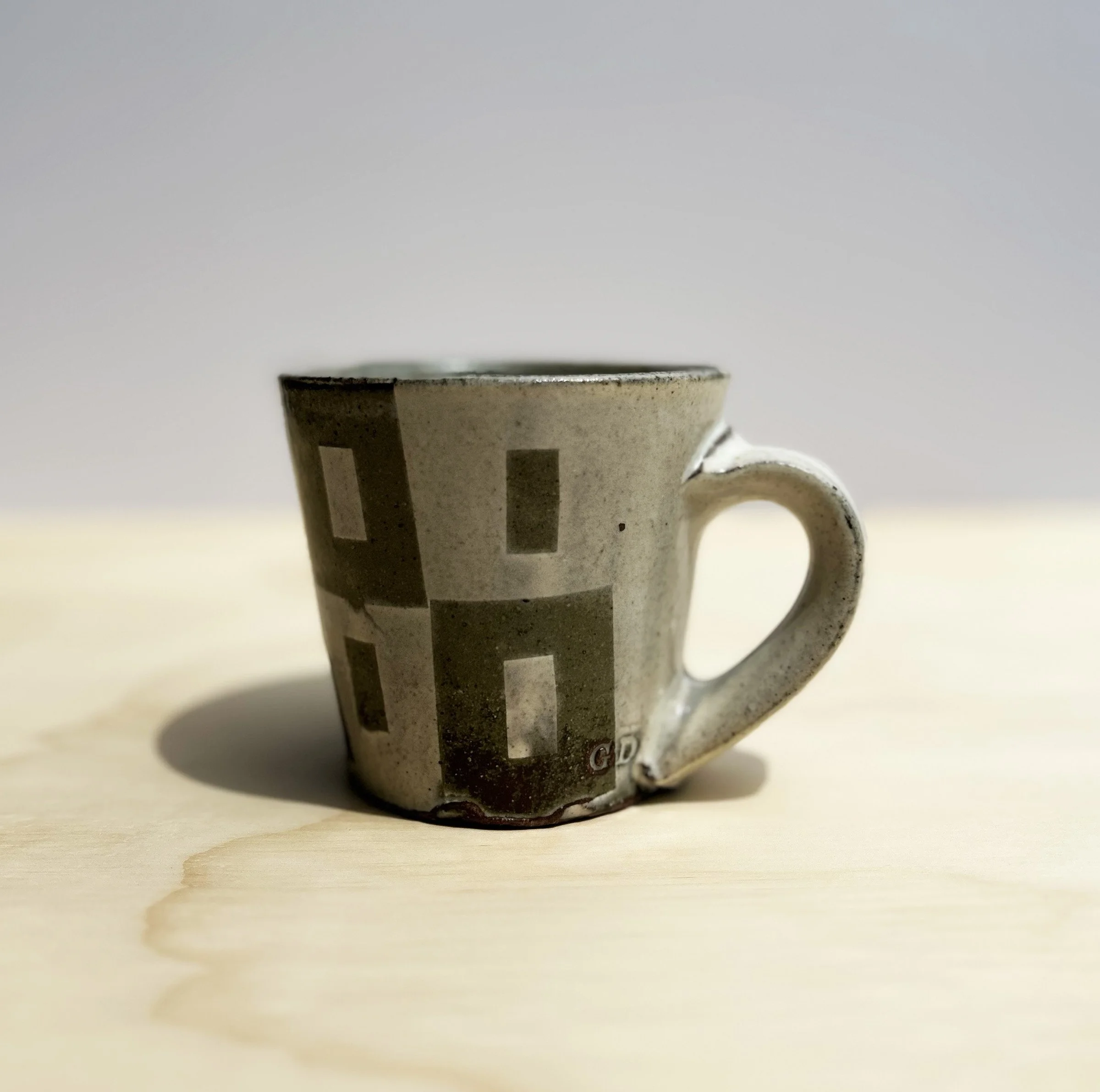 Mug10View2.jpg
