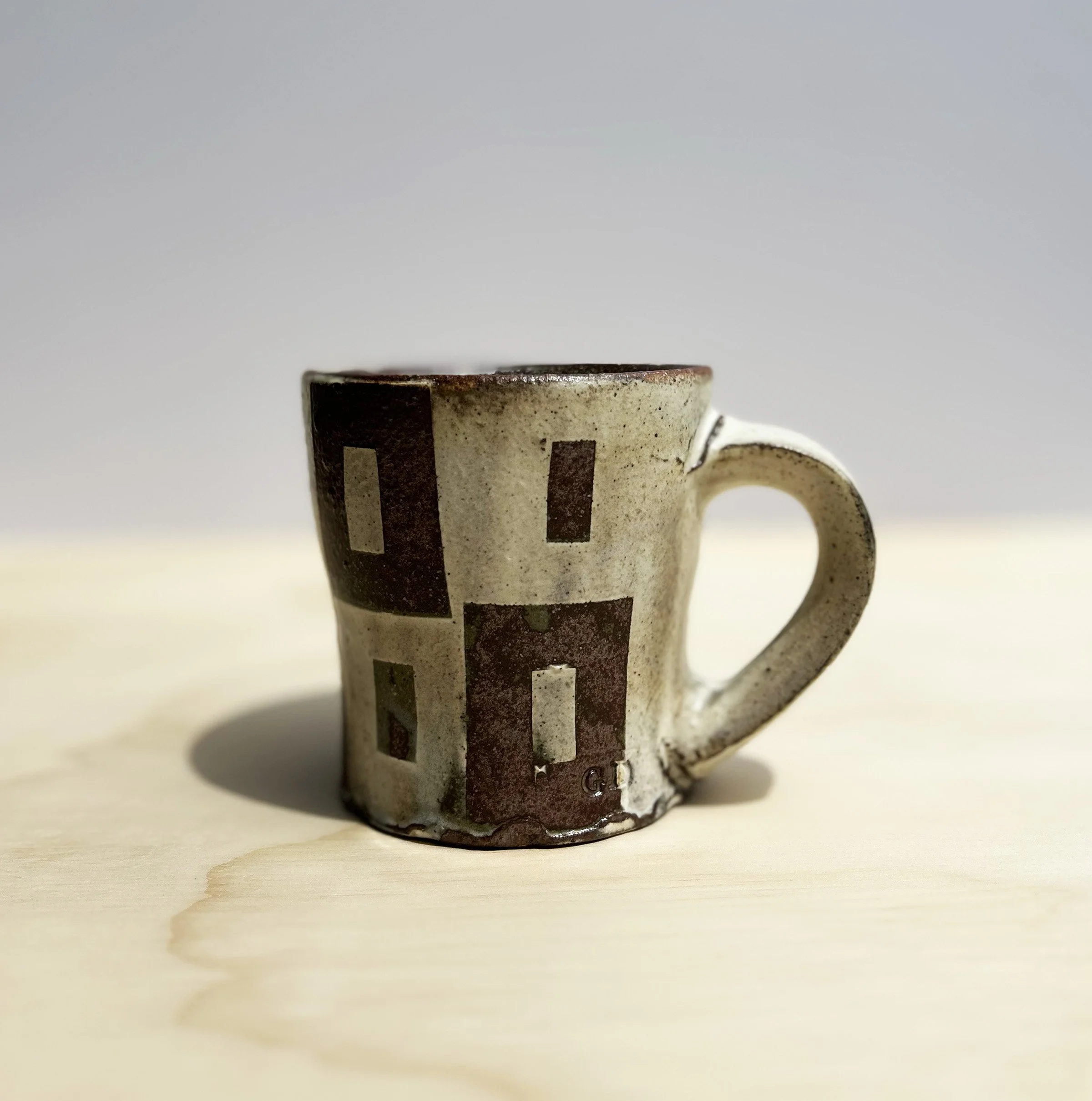 Mug12View2.jpg