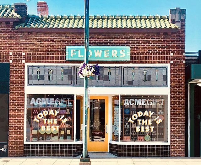 Today IS the best, and we&rsquo;re back to normal hours at Acme!

10am-8pm Monday-Saturday 
11am-5pm Sunday

Hope to see you soon, MHK!
.
.
#savelocal #shopsmall #aggieville