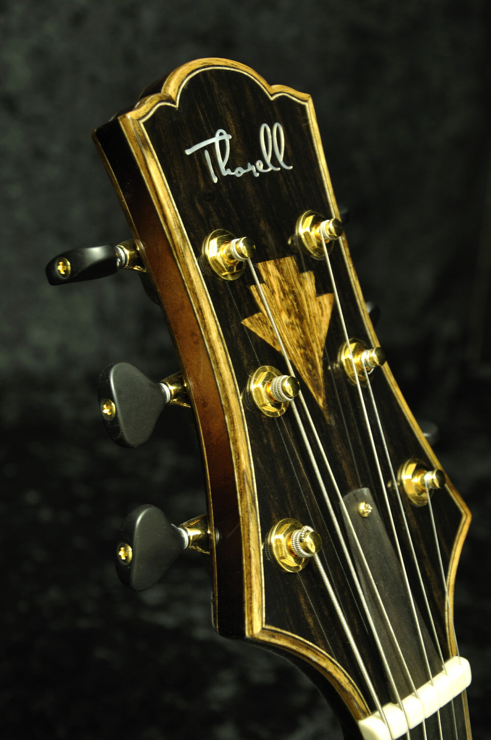 headstock.jpg