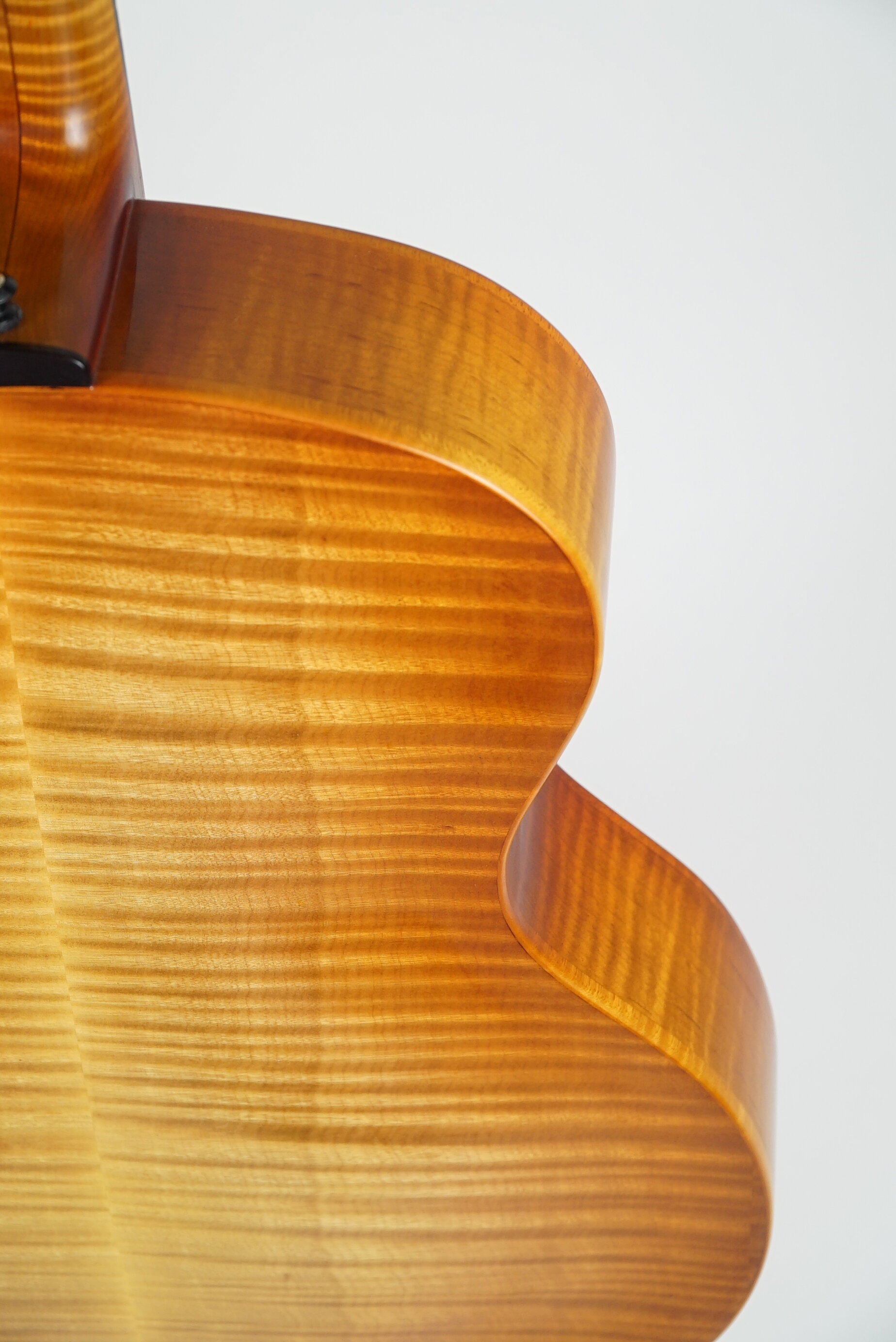 red sky deluxe — Thorell Fine Guitars