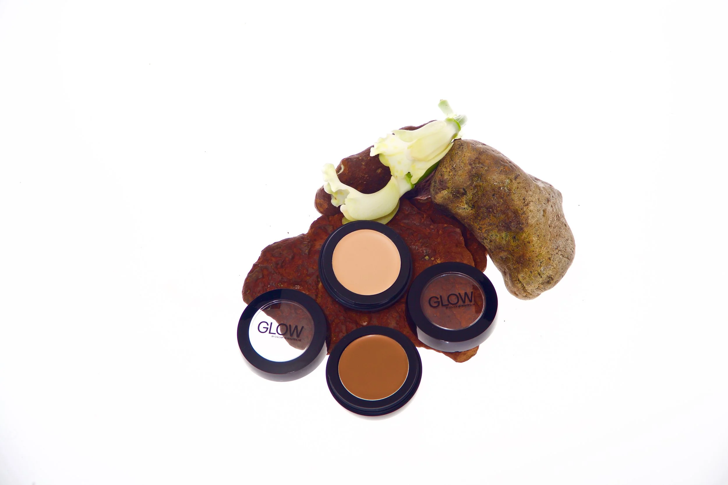 Makeup Advertisement
