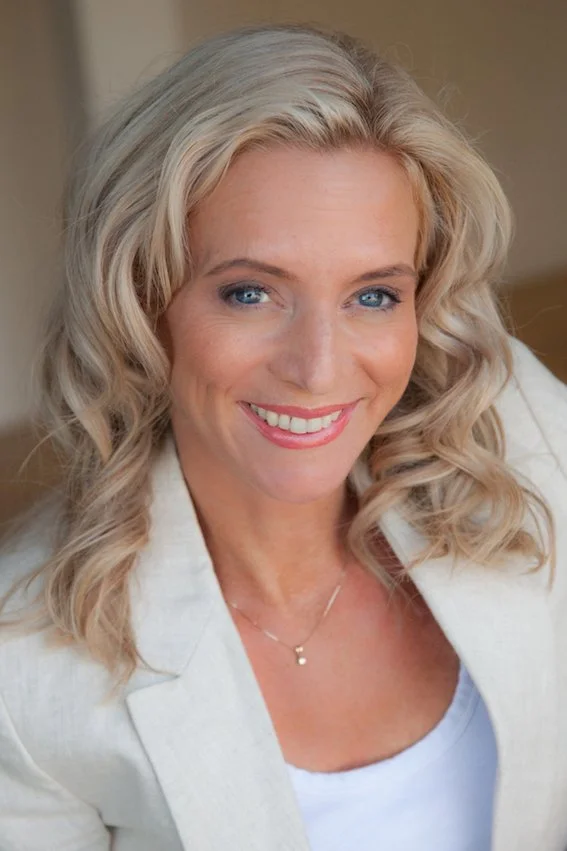 Pro Headshots & Portraits