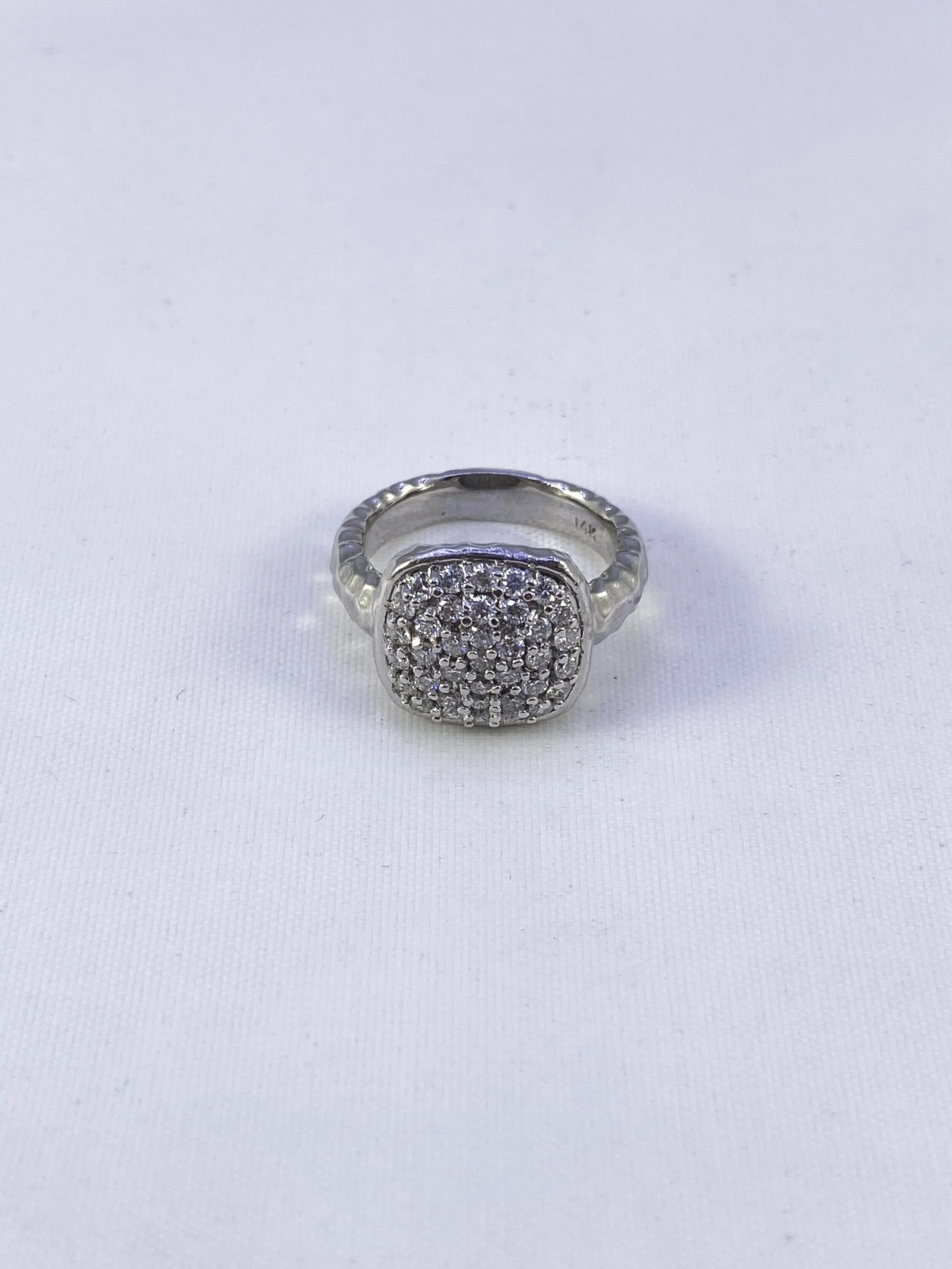 DIAMOND CLUSTER RING 14KW