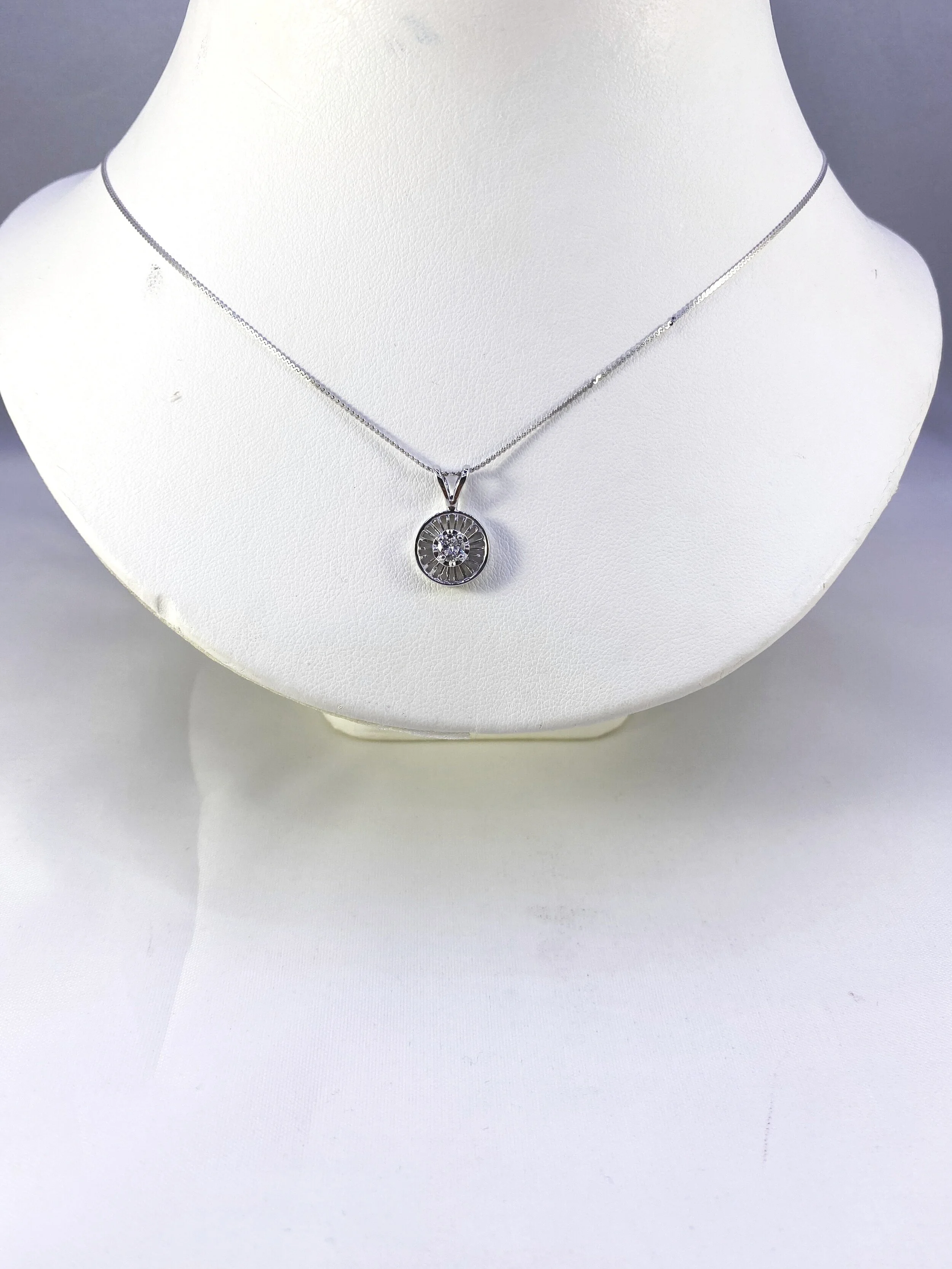 1STN DIAMOND WHEEL PENDANT 14KW