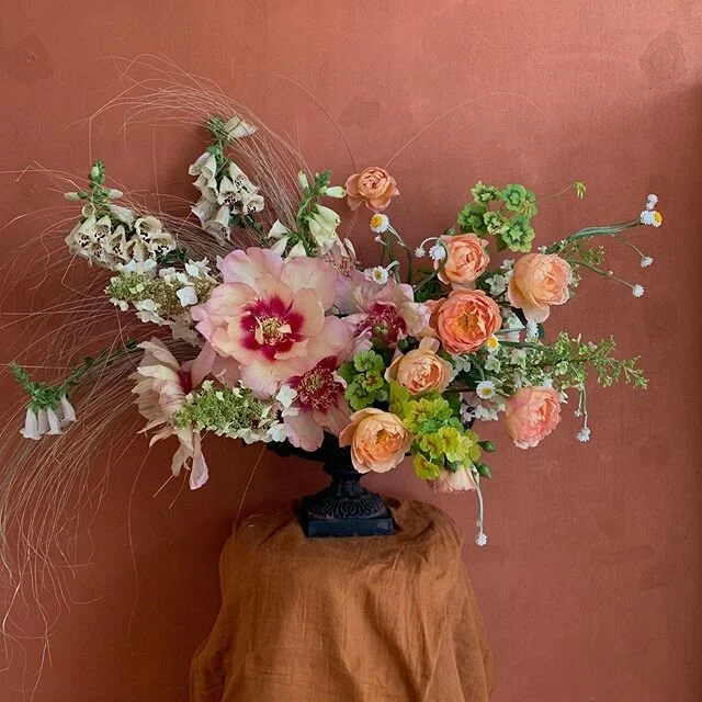 a few of my favourite things, of particular note are the freckles on the foxgloves and that wild lime geranium 🌱