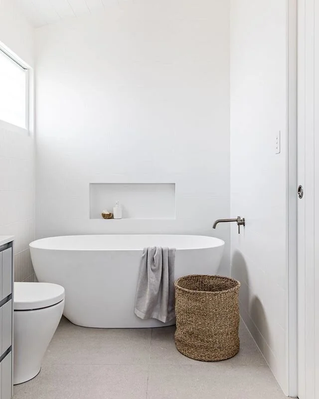 Another little sneak peak into our manager&rsquo;s apartment!
Nothing like a winter evening Sunday soak!