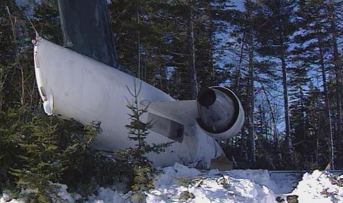 AC646 Wreckage 3.png