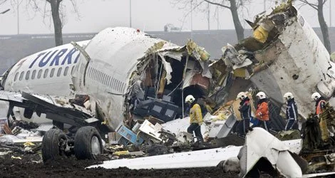 TK1951 Wreckage 1.jpg