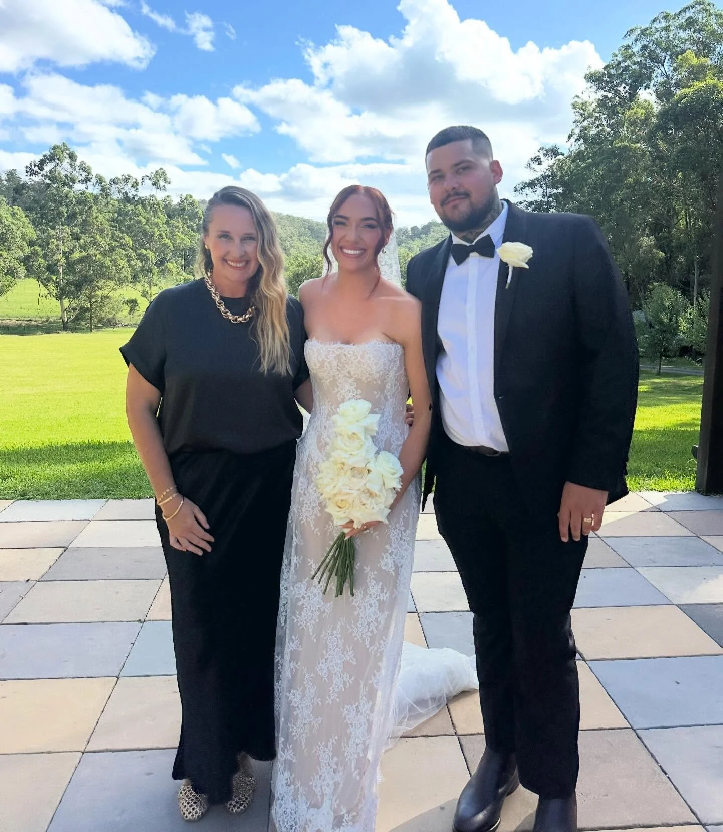 This was the beautiful wedding I did on the weekend at @mystwoodofficial 

Marrying a beautiful colleague of mine @solpsychotherapy to the sweetest man. 

She had also picked the biggest legends as her wedding dream team 

@solealane 
@lelu_gphotogra