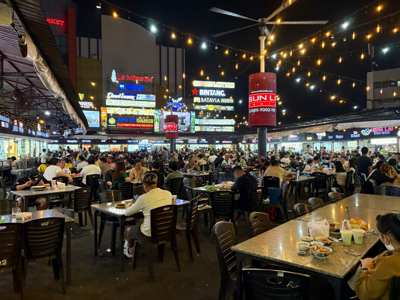 A2 Food Court: The Most Popular Open-Air Food Court in Batam, Indonesia (Is It Overrated?)