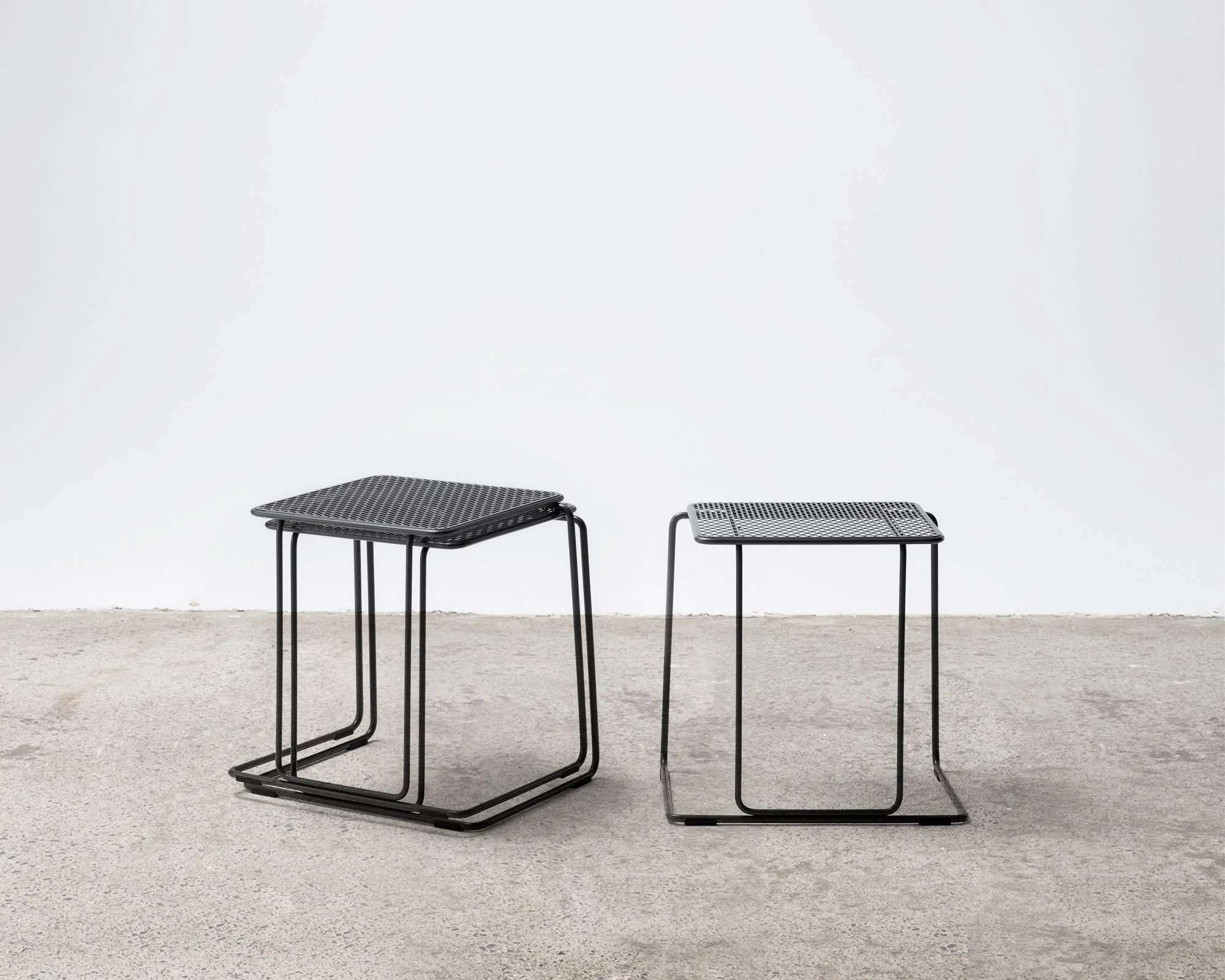 NEATT - PAPERCLIP - STOOLS - 026.jpg