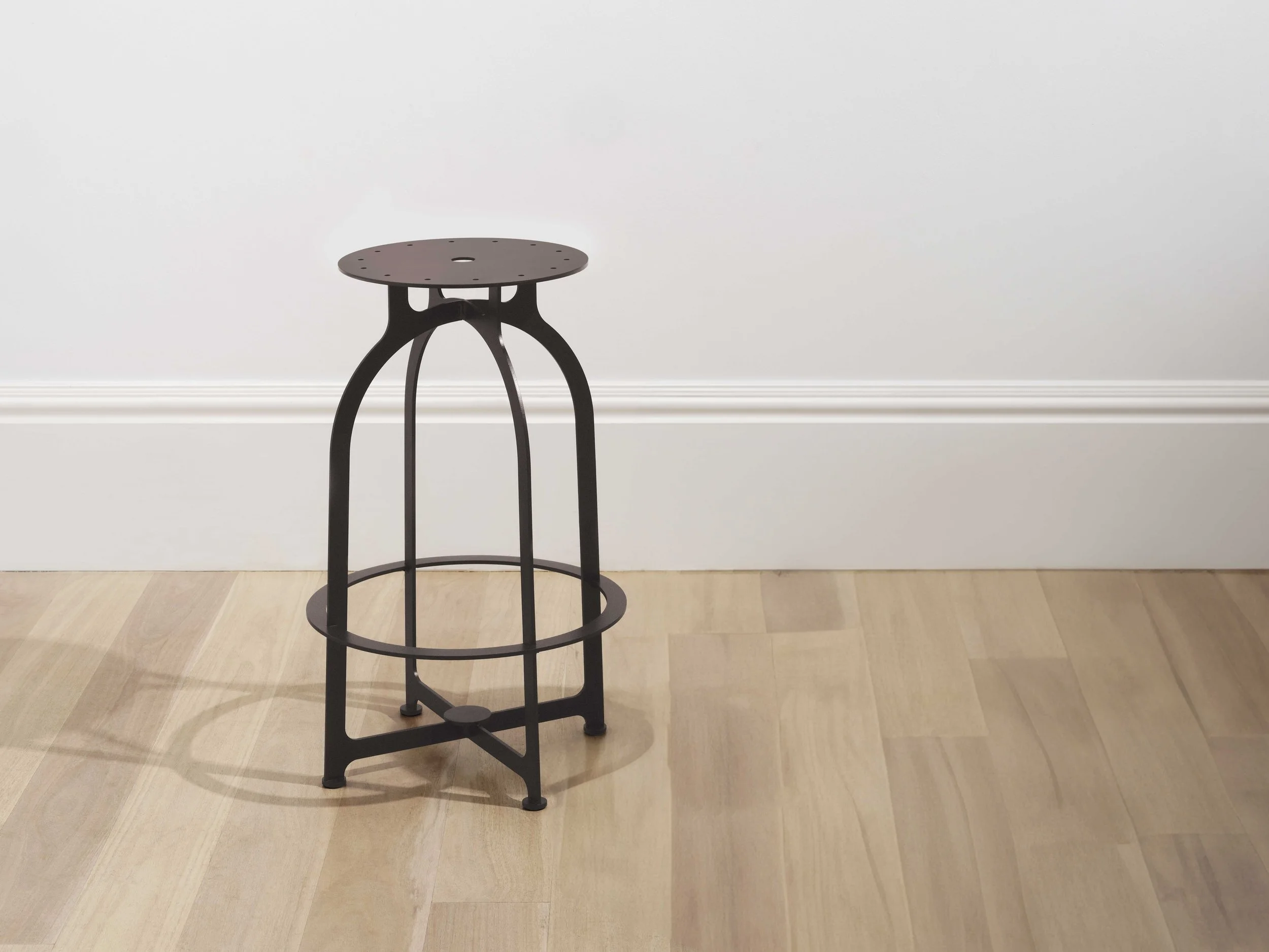 NEATT - OVO - 650 - _0000_black black.jpg