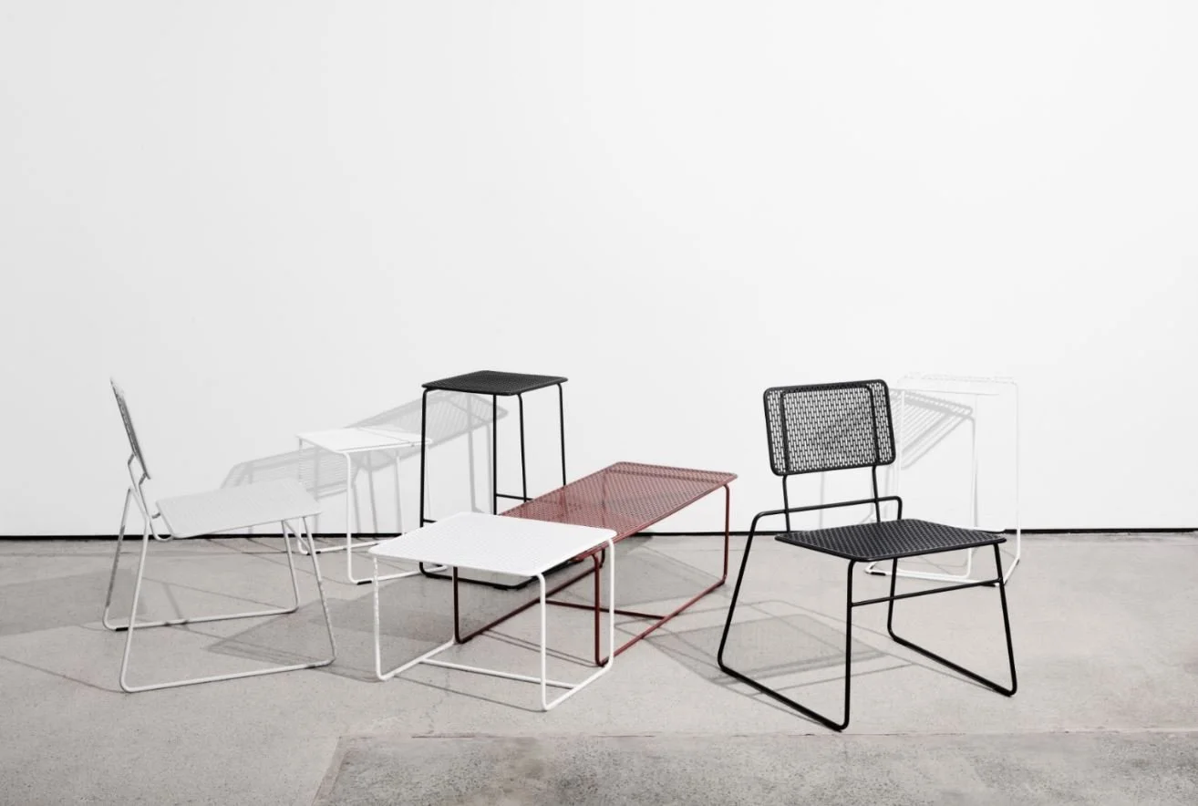 NEATT - PAPERCLIP - COFFEE - CLOSE GROUP 2.JPG