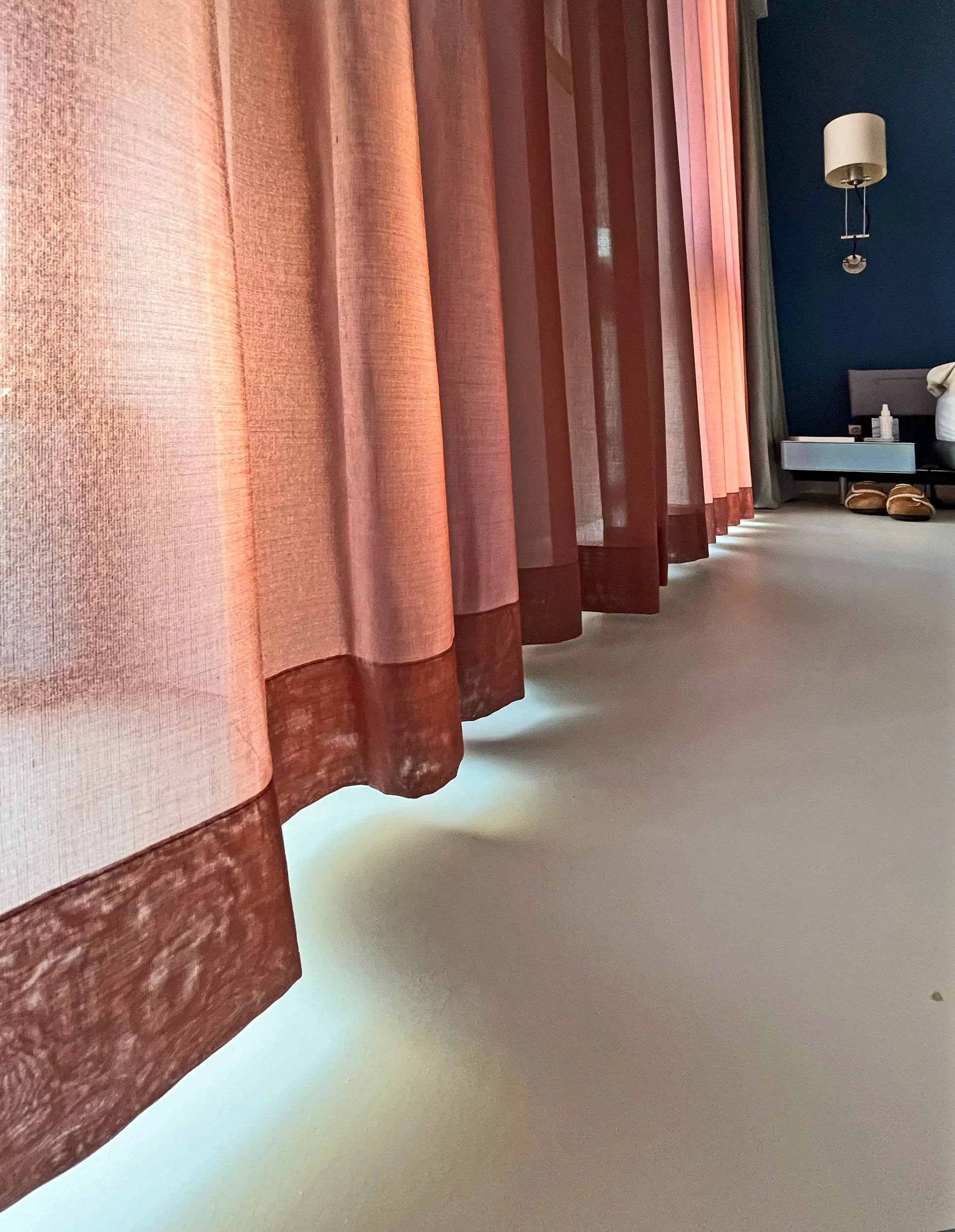 Kimik_Design_Gordijn_No85_Steen-Rood_6.jpg