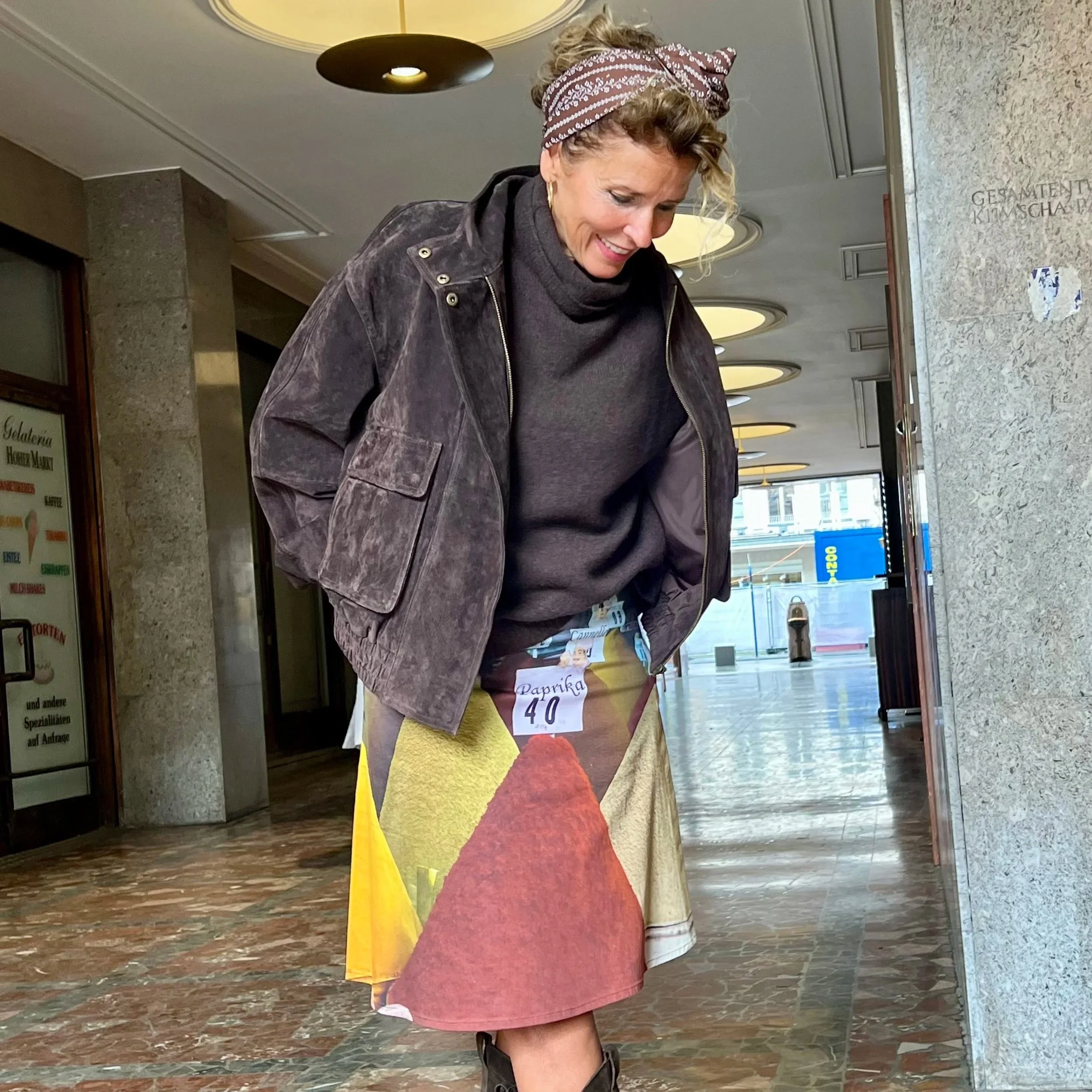 Irmgard – Dirndl-Haarband braun-weiß