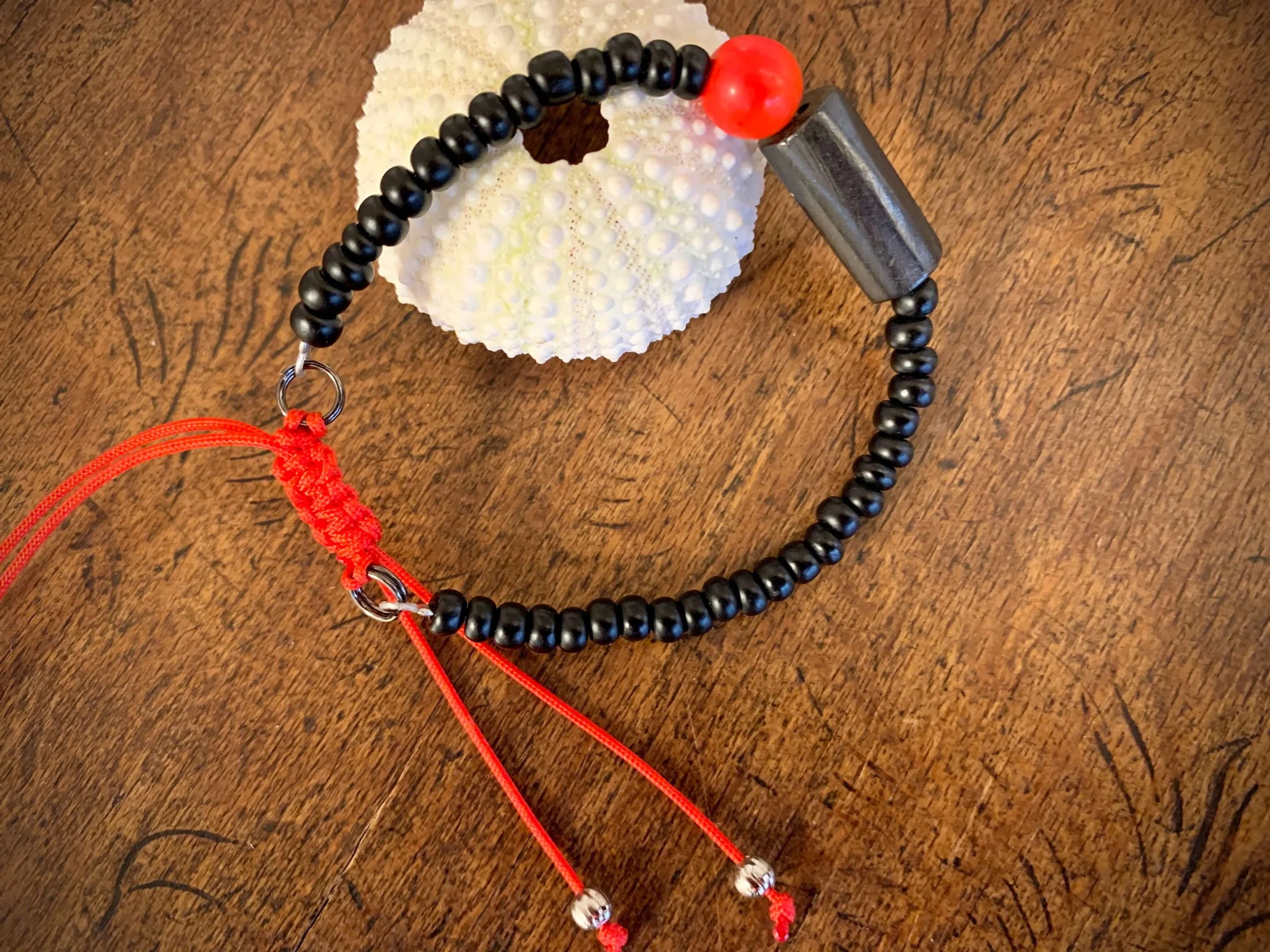 frohlotte-armband-upcycling bunte Perlen5.jpeg