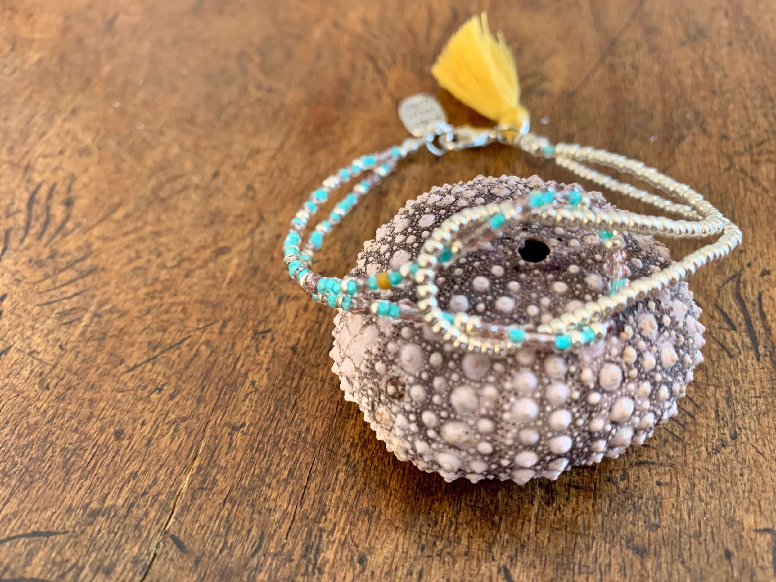 frohlotte-armband-verschlungene vroni-handmade schmuck9.jpeg