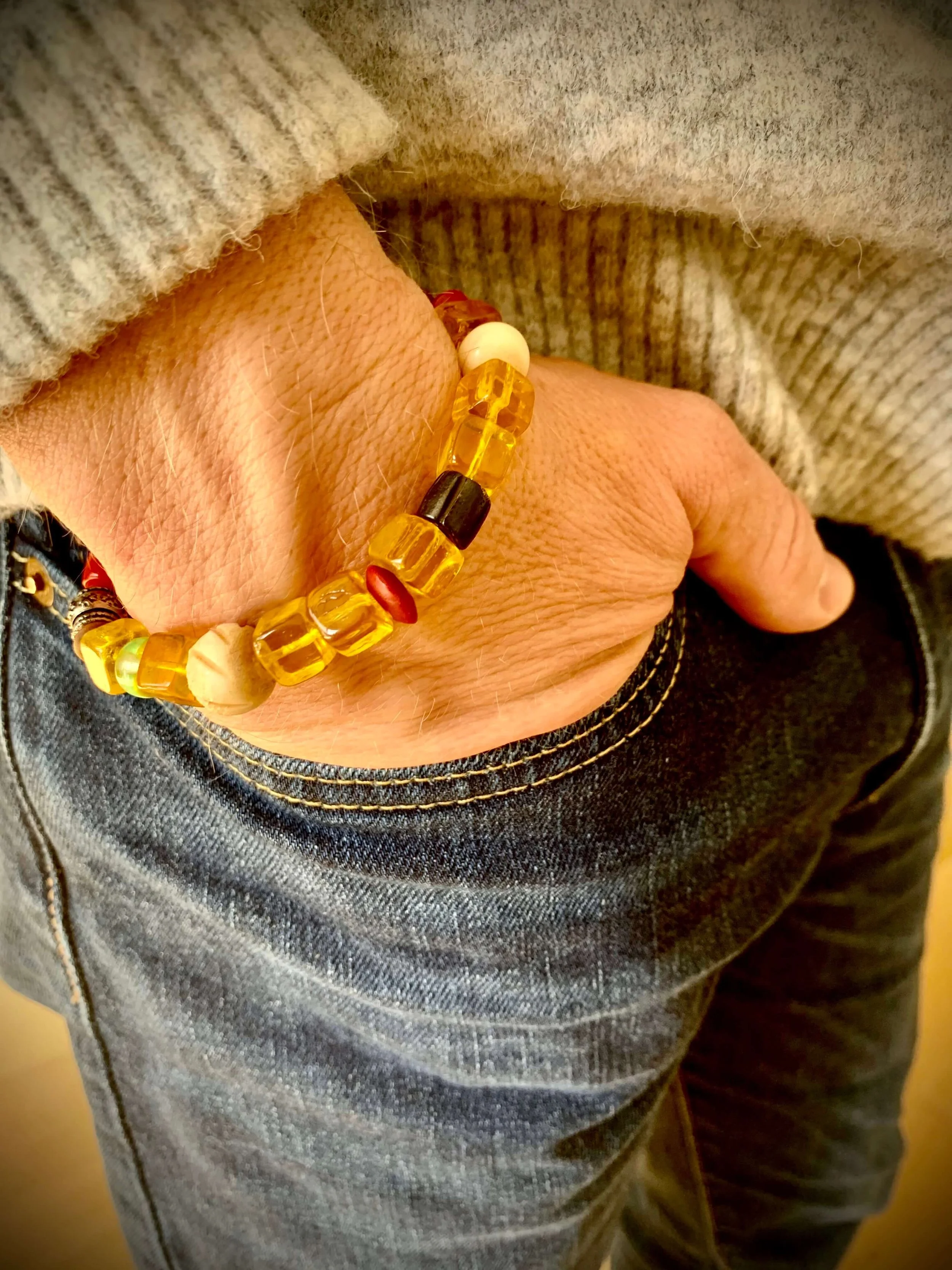 frohlotte-armband-maenner-steinarmbaender-upgecycleter schmuck2.jpeg