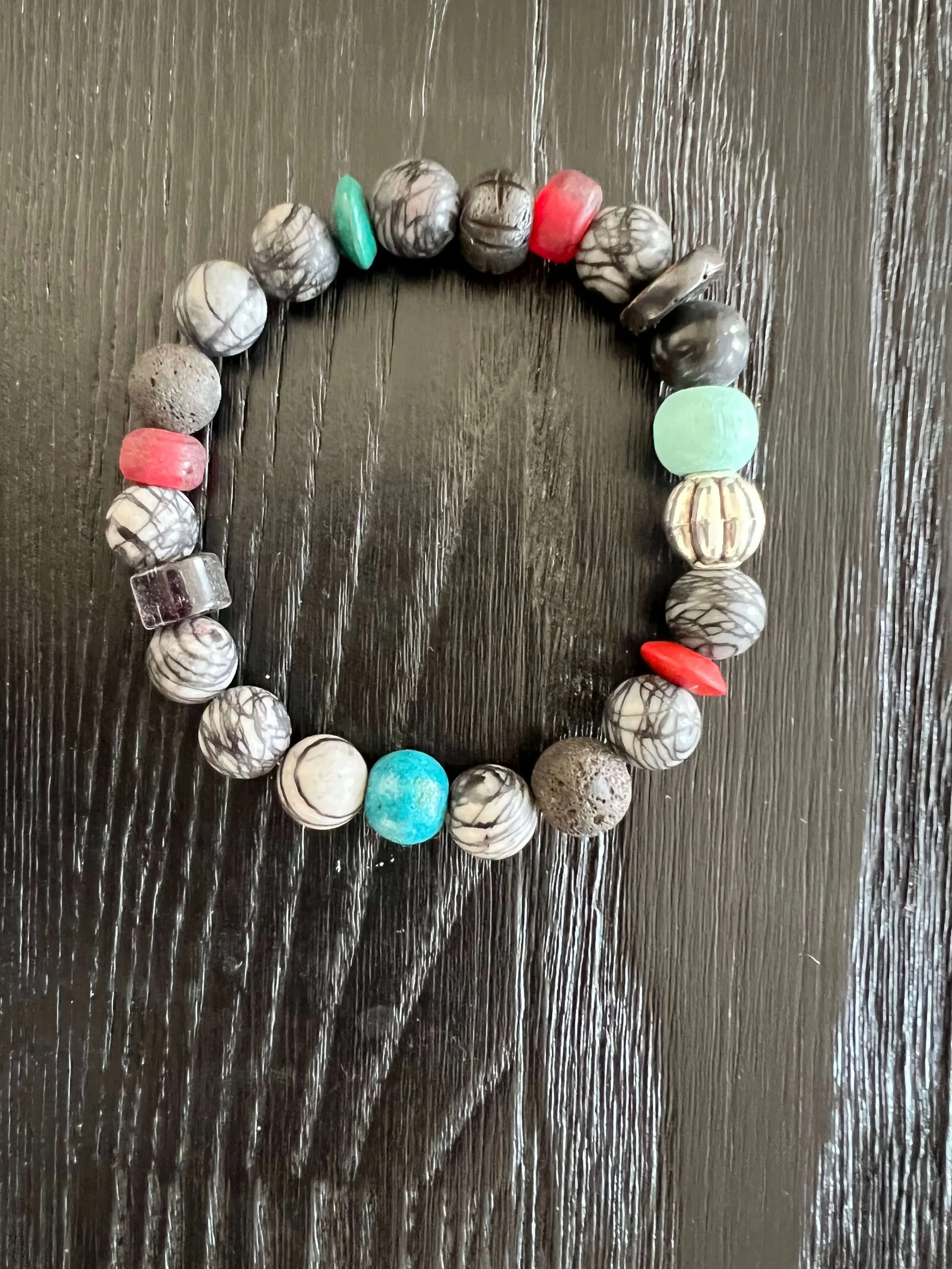 frohlotte-armband-maenner-steinarmbaender-upgecycleter schmuck5.jpeg