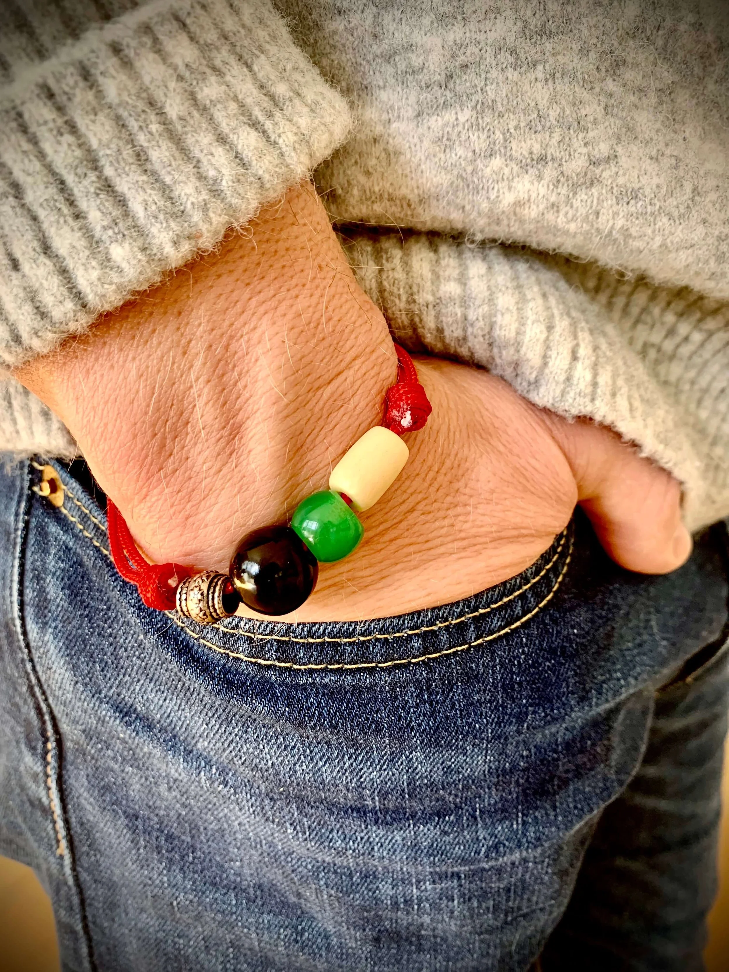 frohlotte-armband-zarterl-upgecycleter schmuck2.jpeg