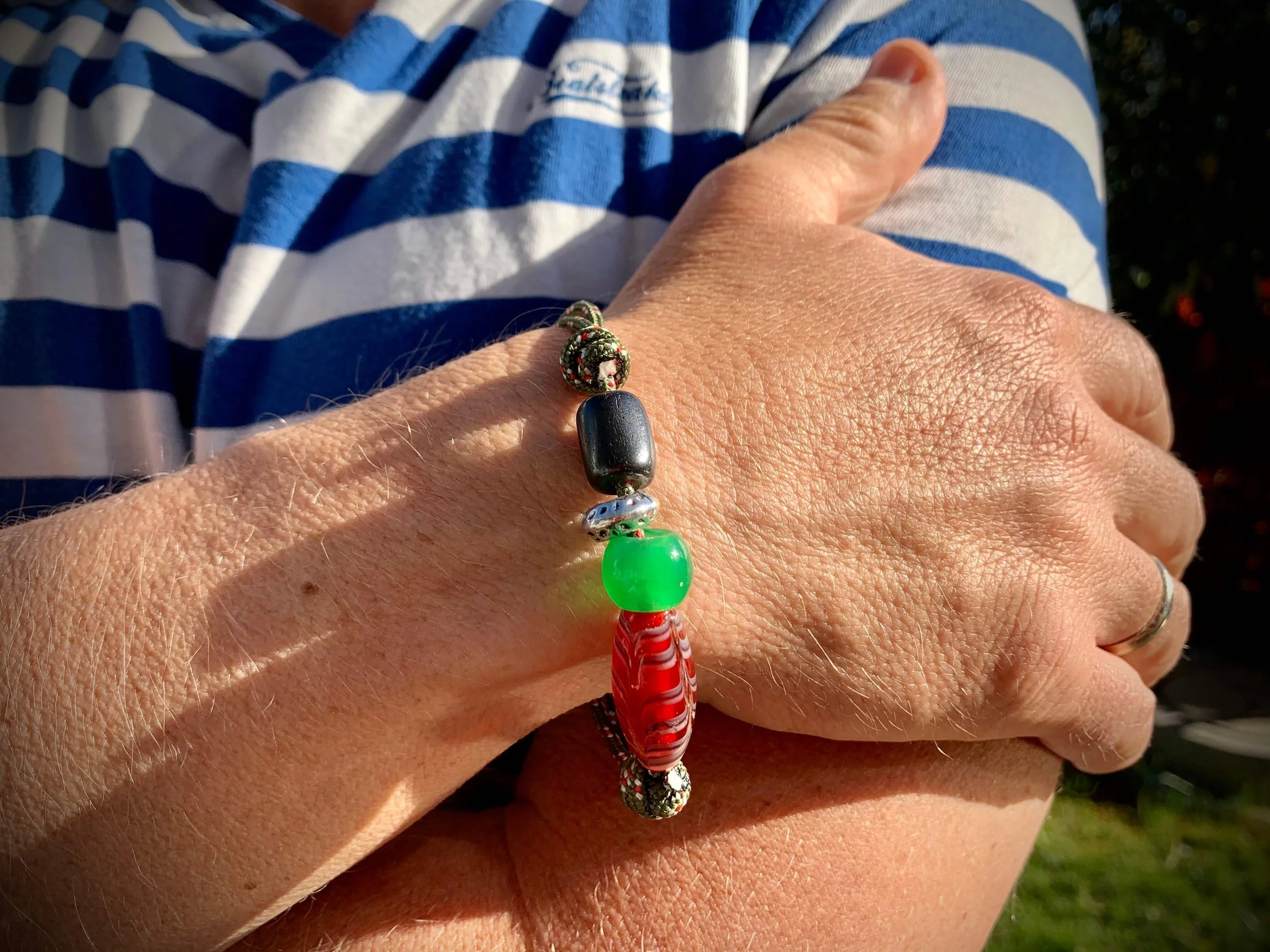 frohlotte-armband-zarterl-upgecycleter schmuck4.jpeg