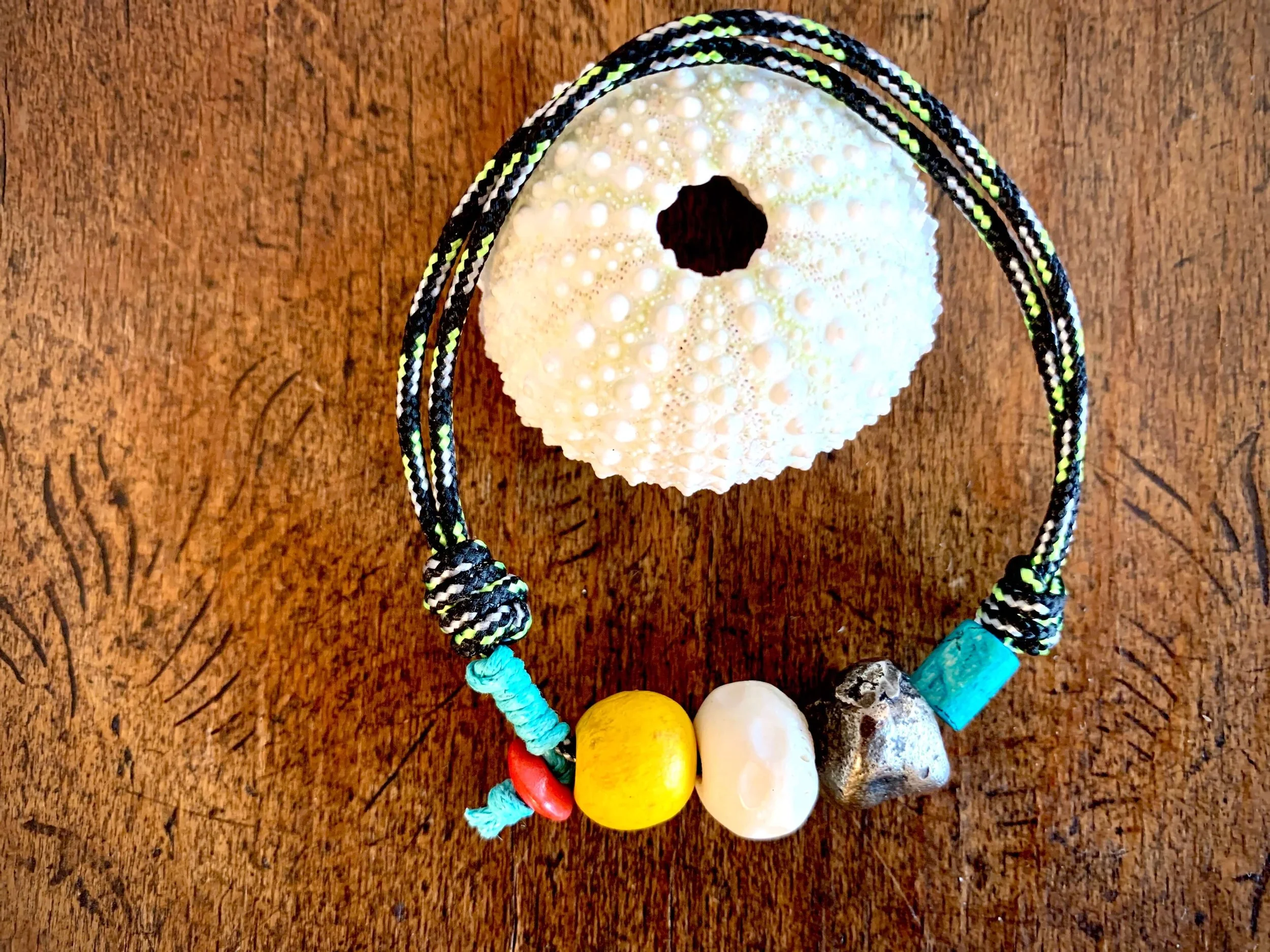 frohlotte-armband-zarterl-upgecycleter schmuck9 2.jpeg