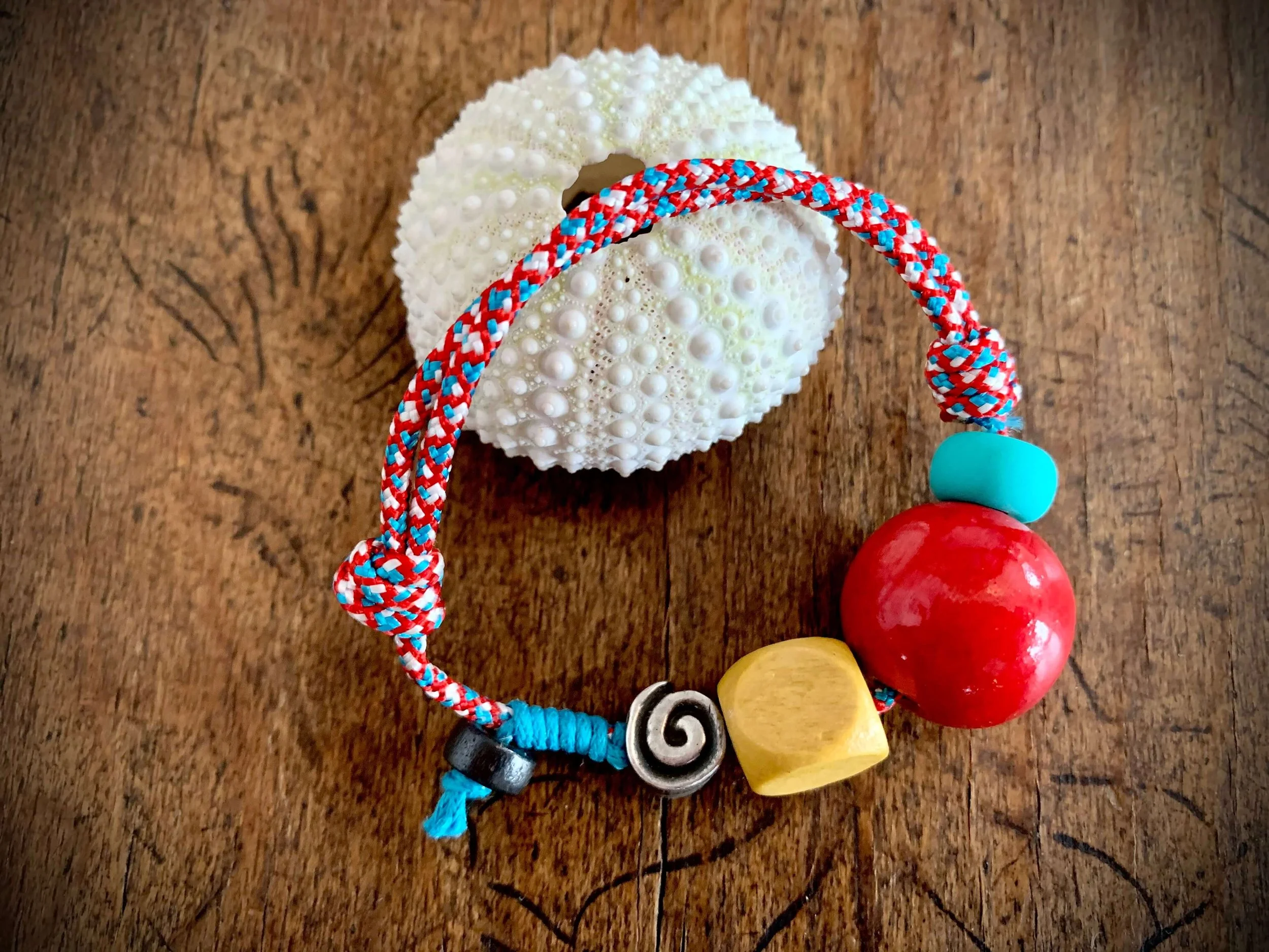 frohlotte-armband-zarterl-upgecycleter schmuck21.jpeg