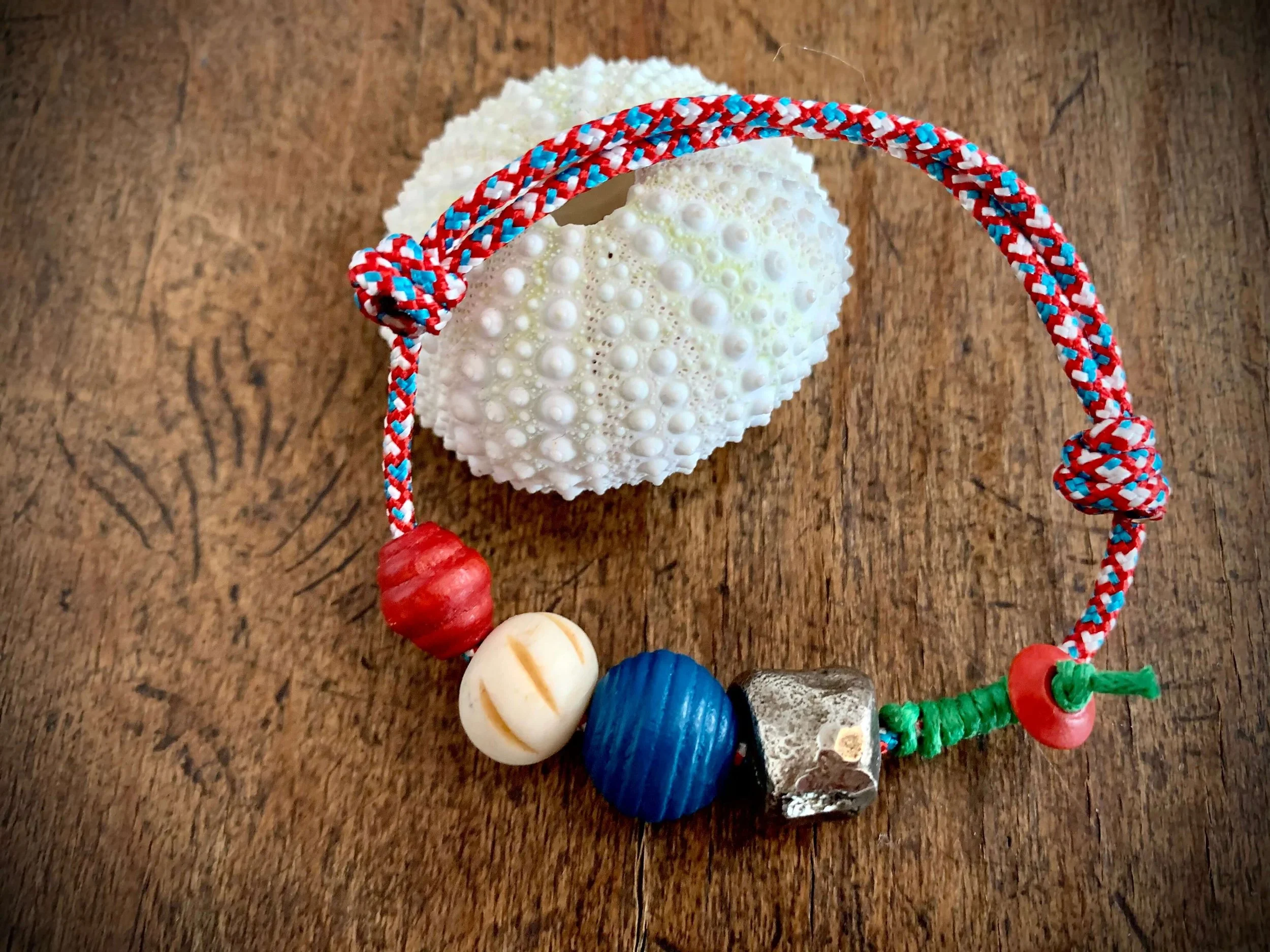 frohlotte-armband-zarterl-upgecycleter schmuck23.jpeg