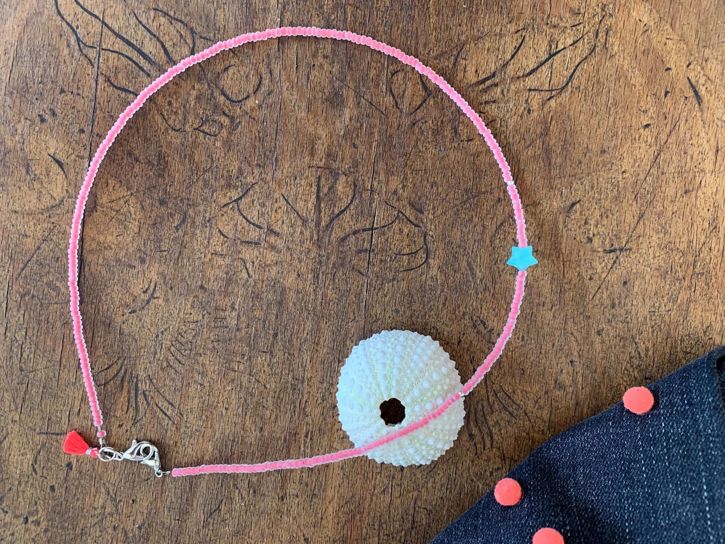 frohlotte-brillenketten-frauen-bunte britta-upgecycleter schmuck36.jpeg