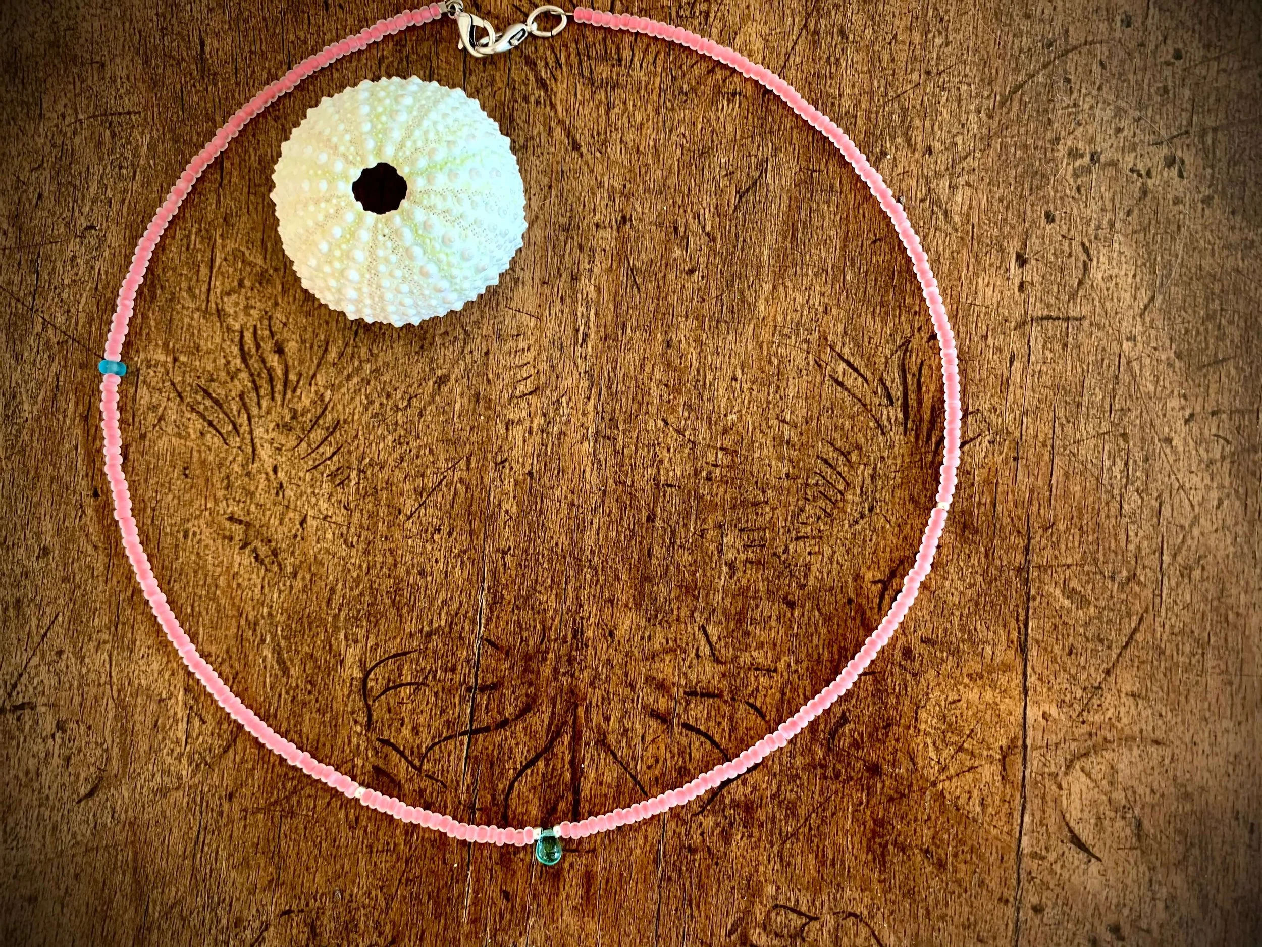 frohlotte-brillenketten-frauen-bunte britta-upgecycleter schmuck41.jpeg