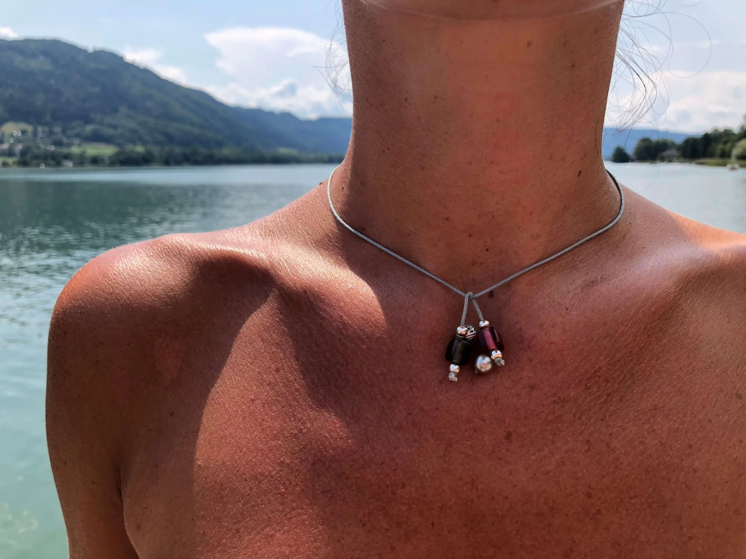 frohlotte-kette-bunte anhaenger-upgecycleter schmuck7.jpeg