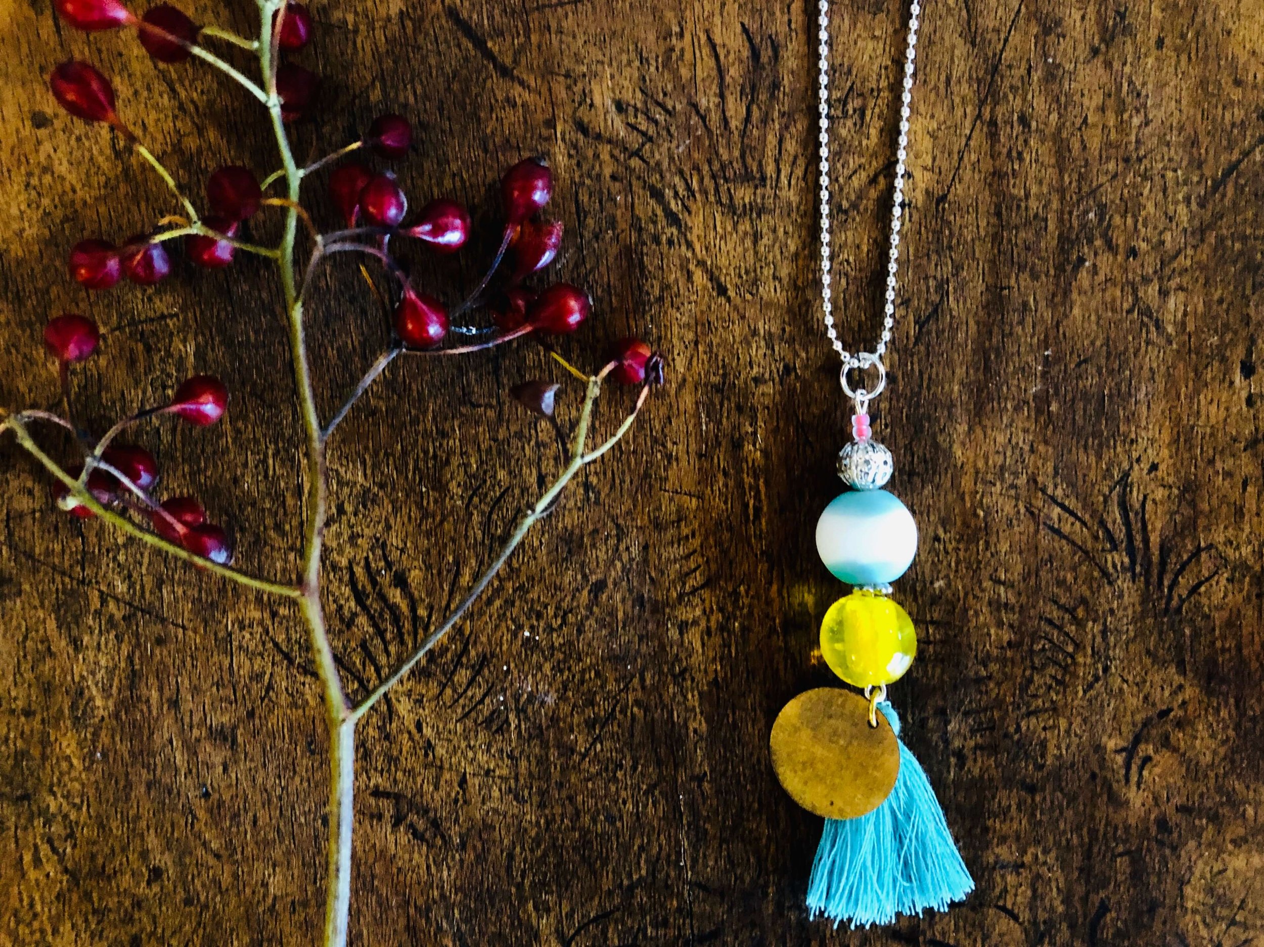 frohlotte-kette-bunte anhaenger-upgecycleter schmuck15.jpeg