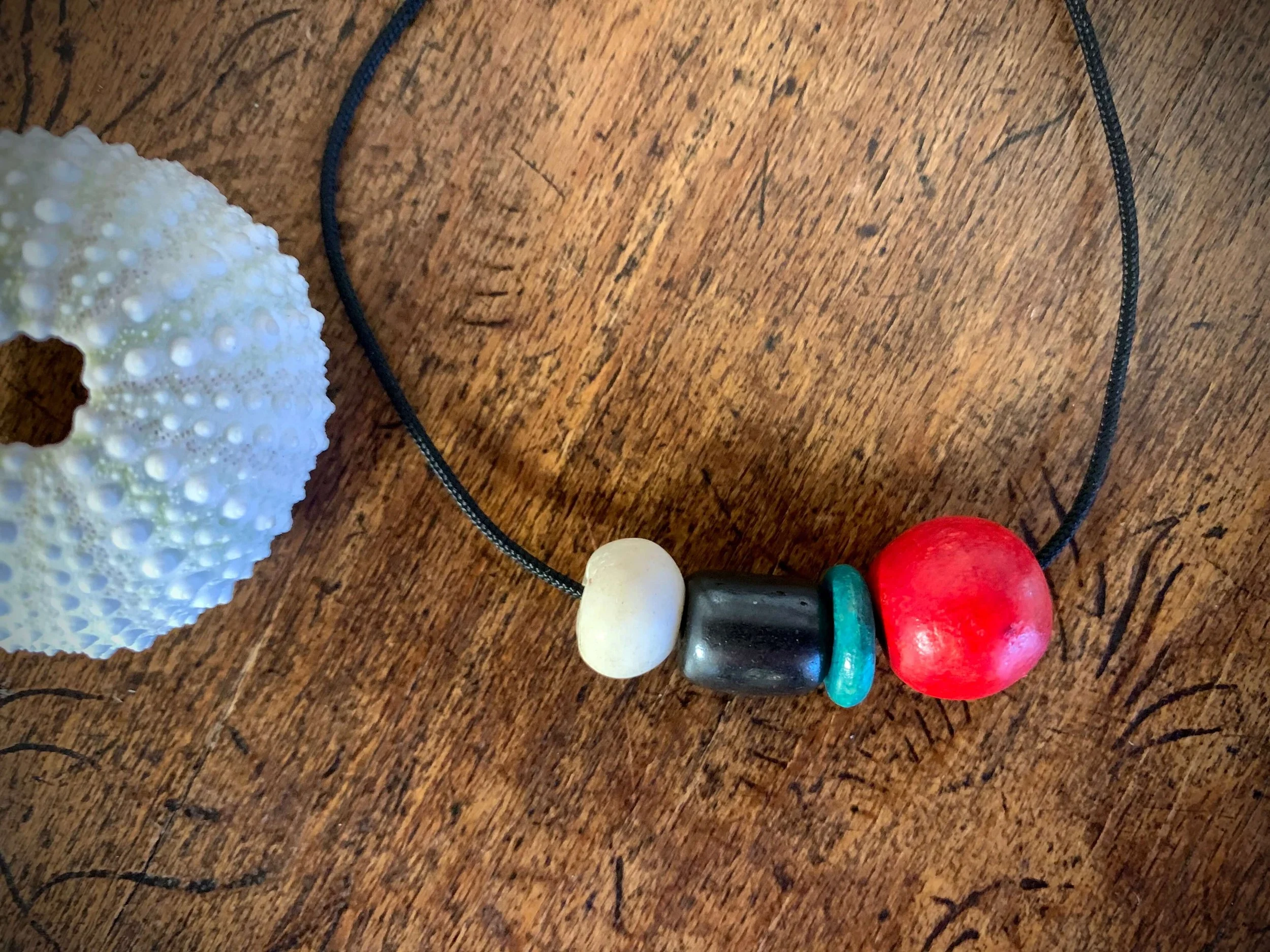 frohlotte-kette-maenner-upgecycleter schmuck1.jpeg