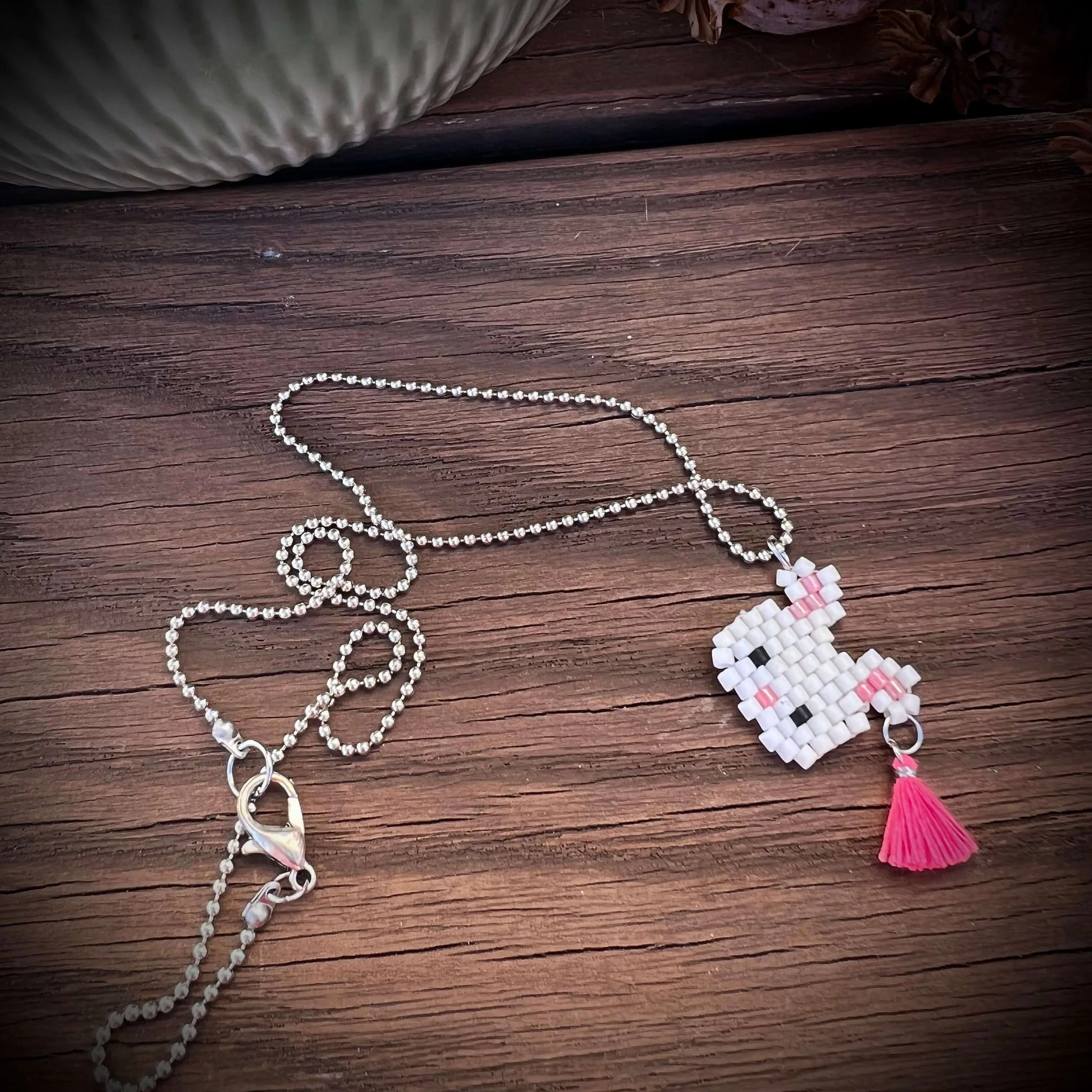 frohlotte-kette-pets n pearls-upgecycleter schmuck4.jpeg