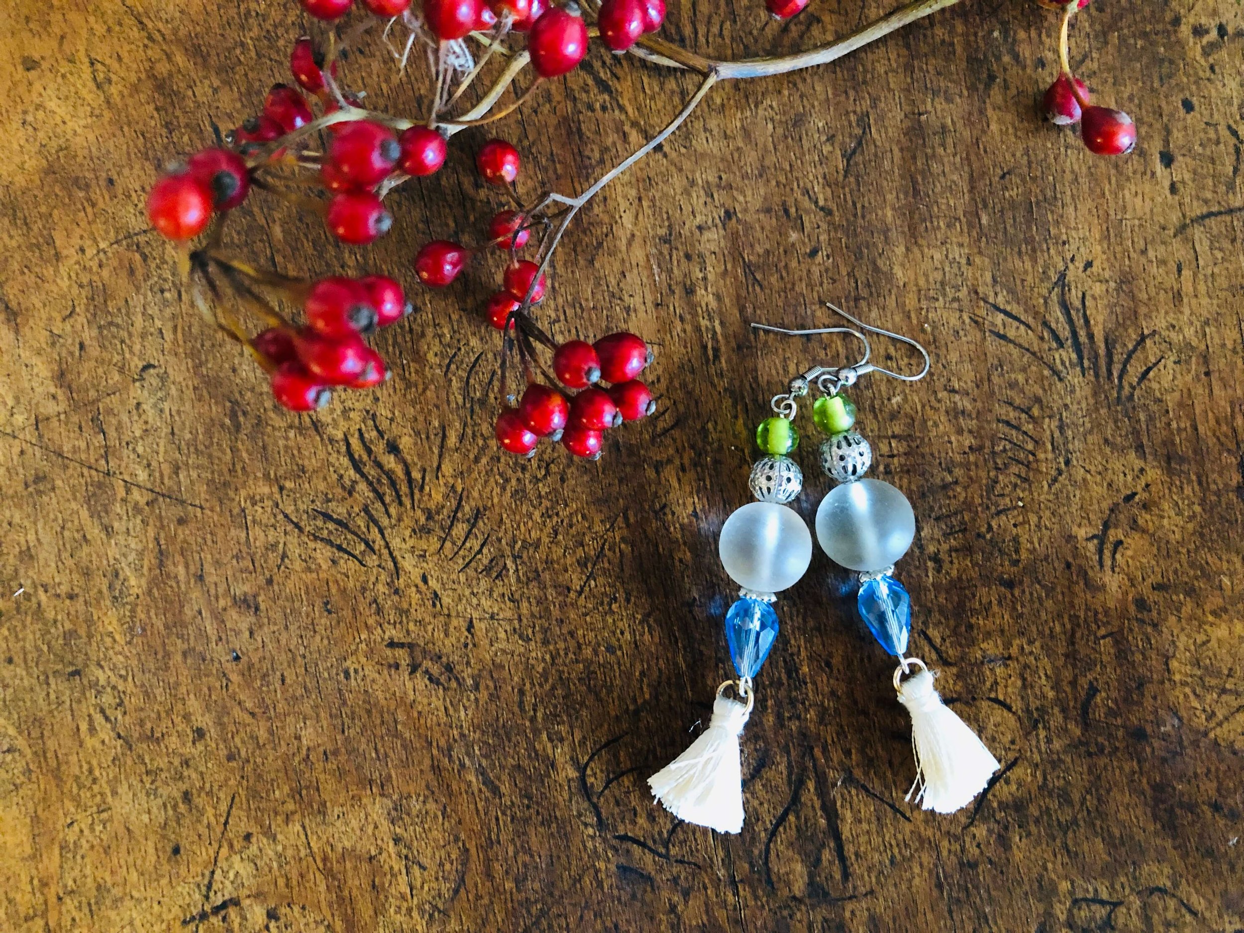 frohlotte-ohrringe-bunte perlen-upgecycleter schmuck30.jpeg