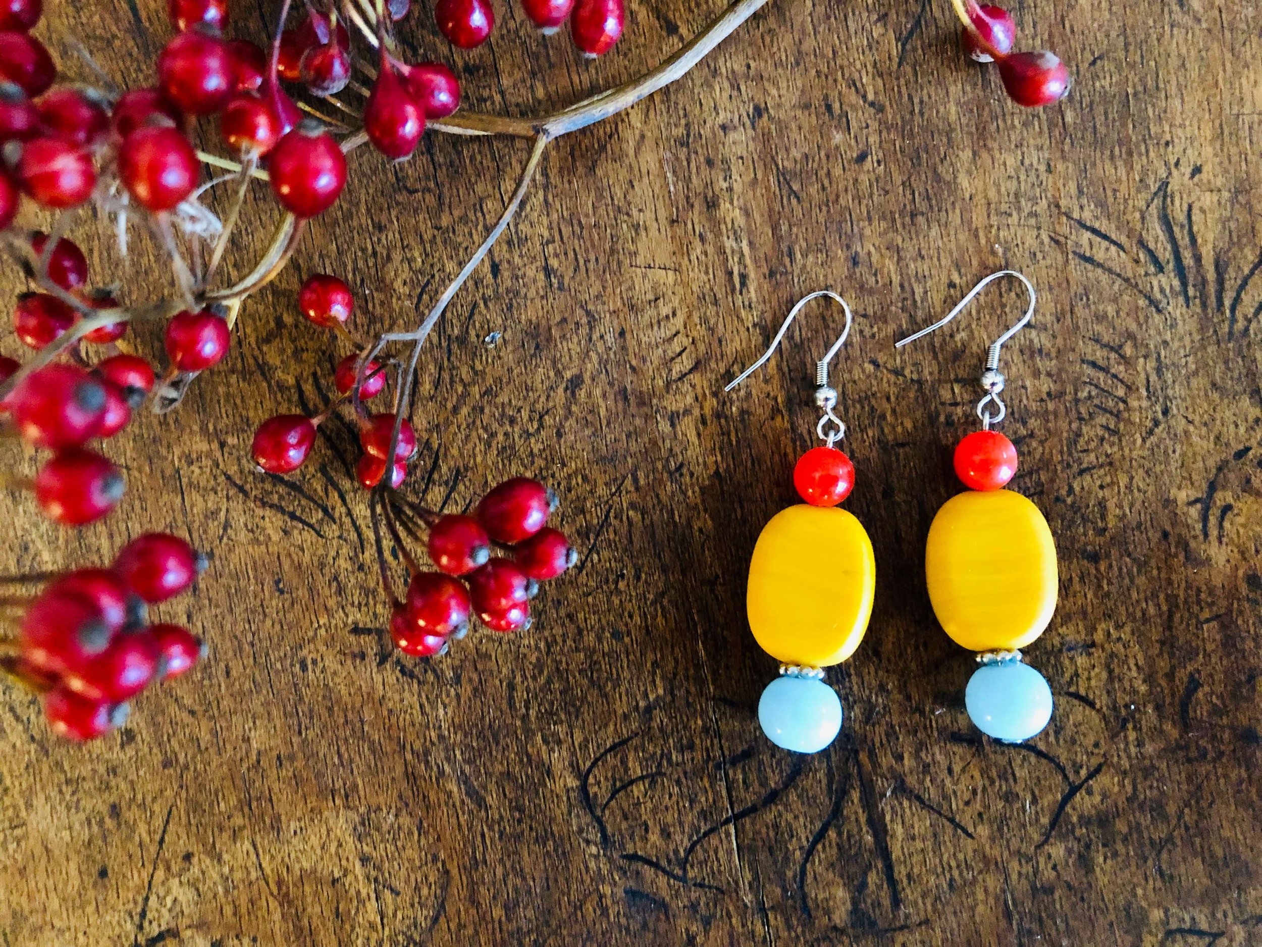 frohlotte-ohrringe-bunte perlen-upgecycleter schmuck32.jpeg