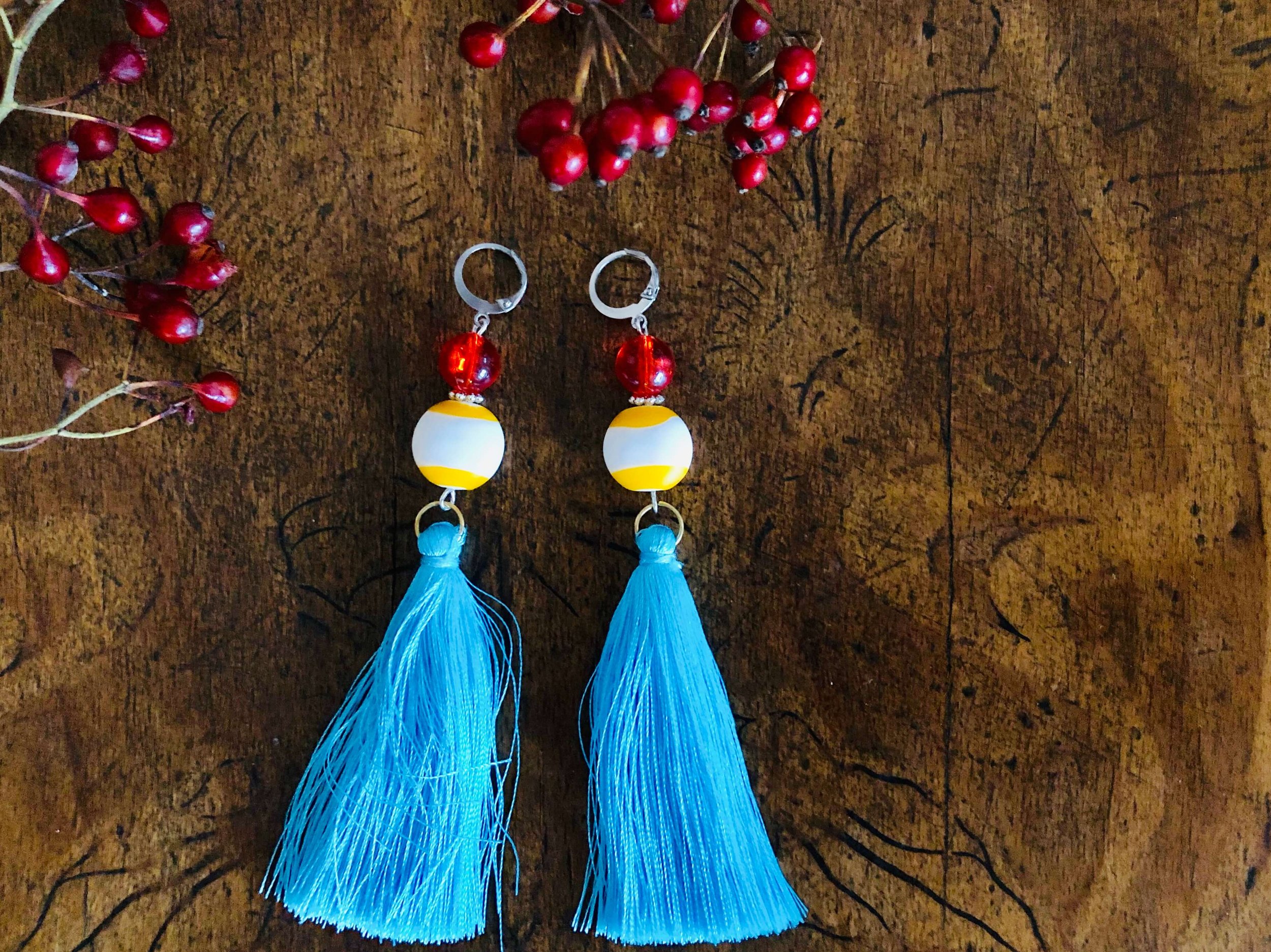 frohlotte-ohrringe-bunte perlen-upgecycleter schmuck34.jpeg