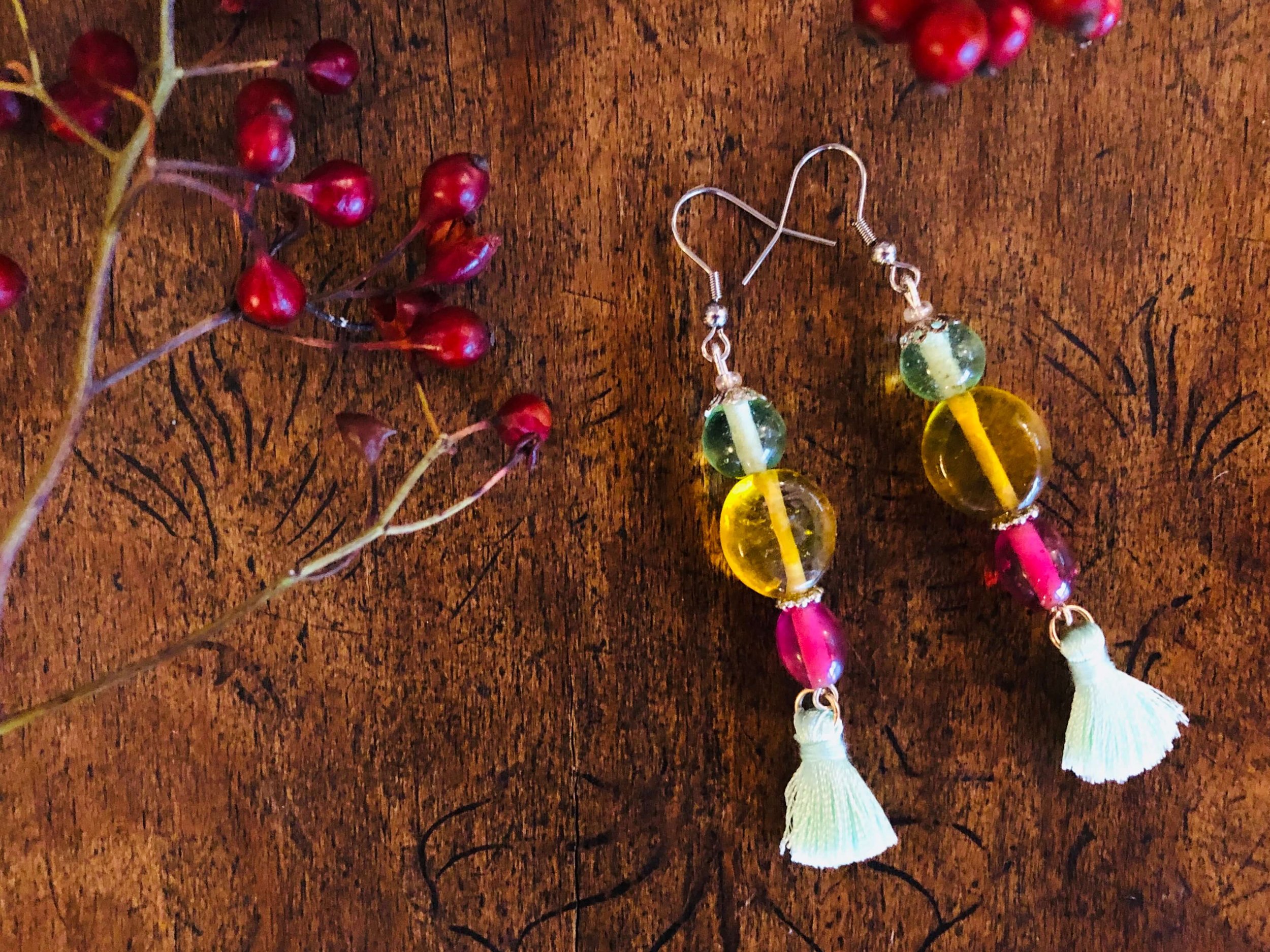 frohlotte-ohrringe-bunte perlen-upgecycleter schmuck46.jpeg