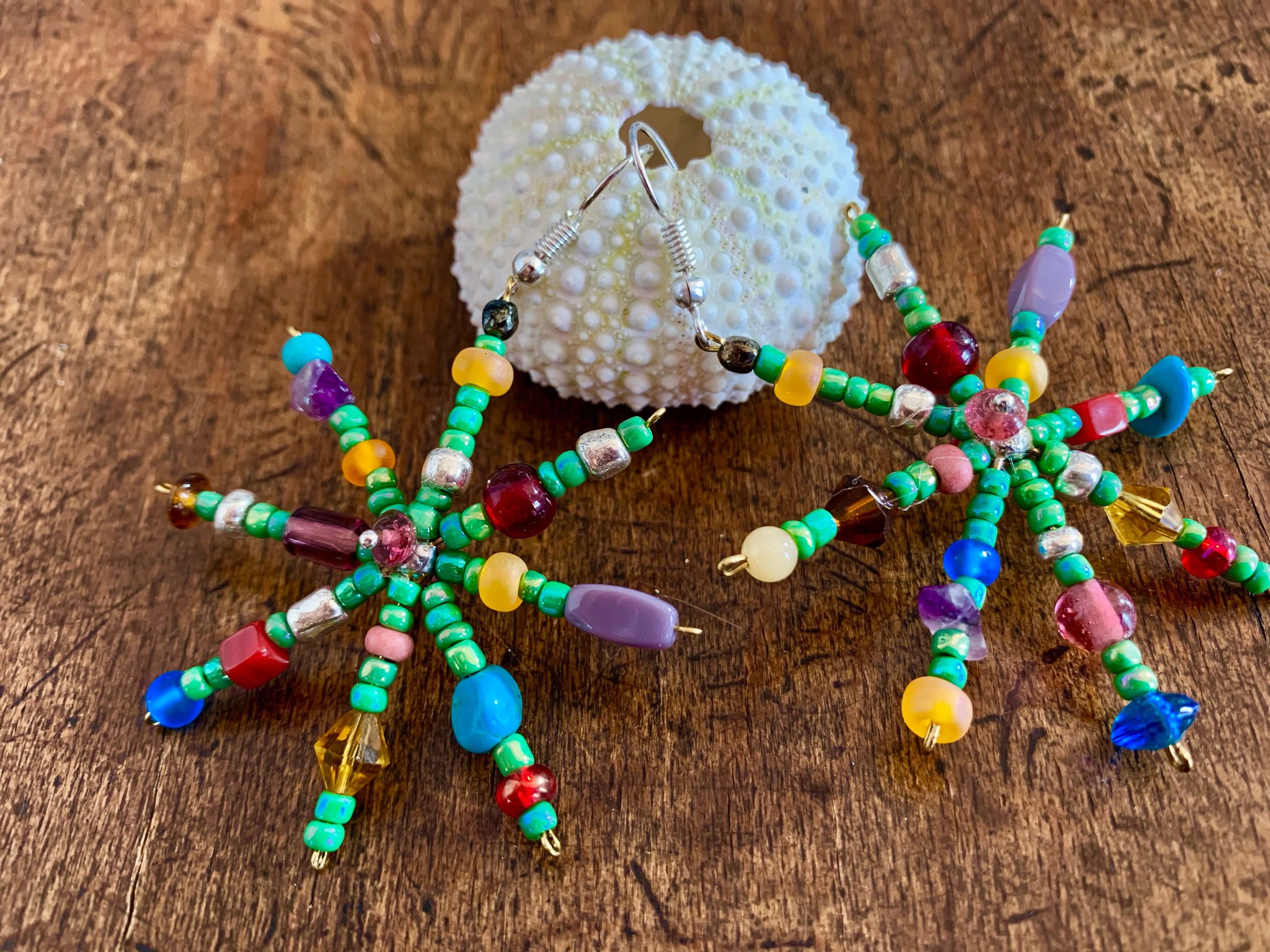 frohlotte-ohrringe-bunte perlen-upgecycleter schmuck58.jpeg