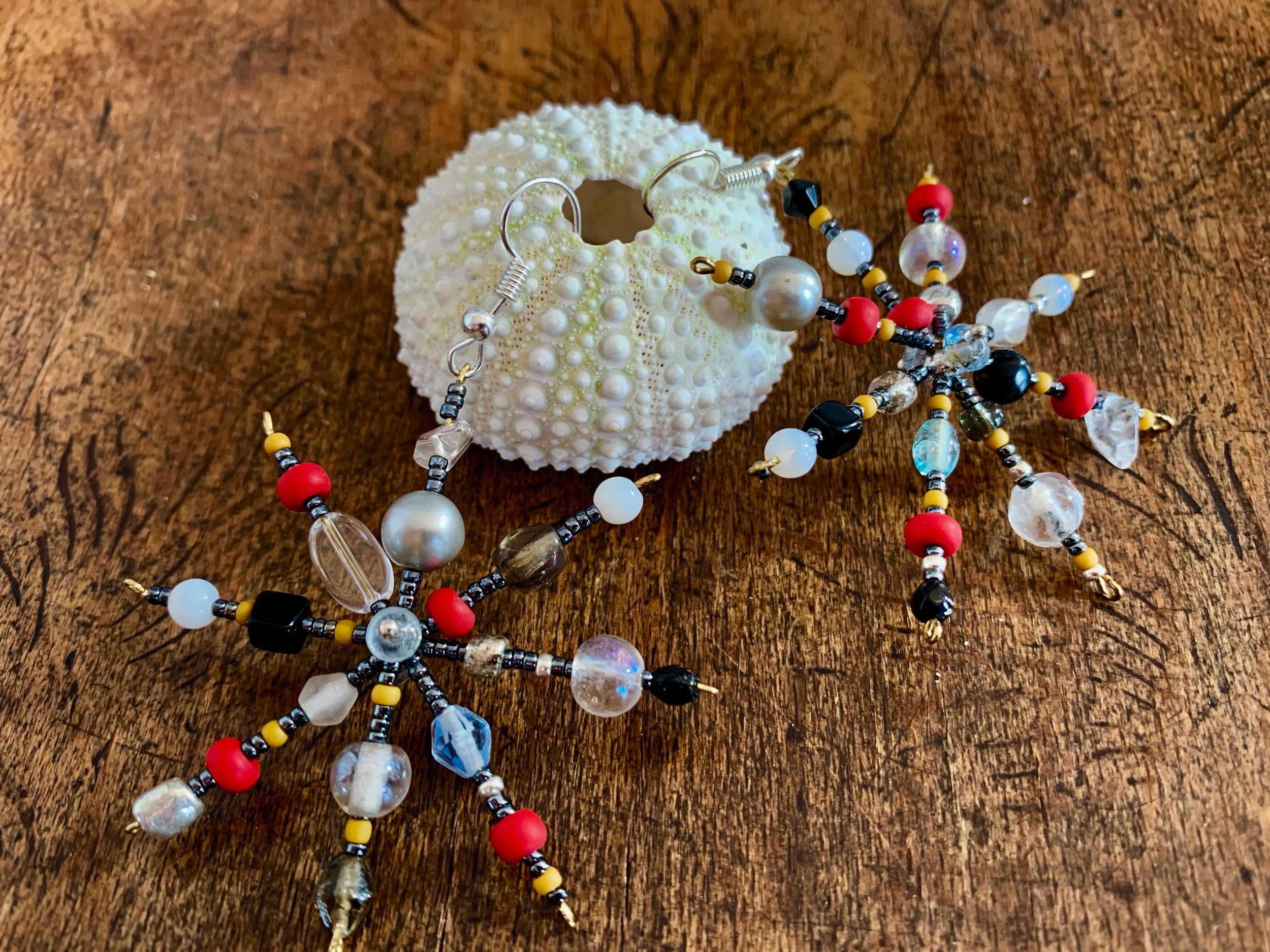 frohlotte-ohrringe-bunte perlen-upgecycleter schmuck59.jpeg