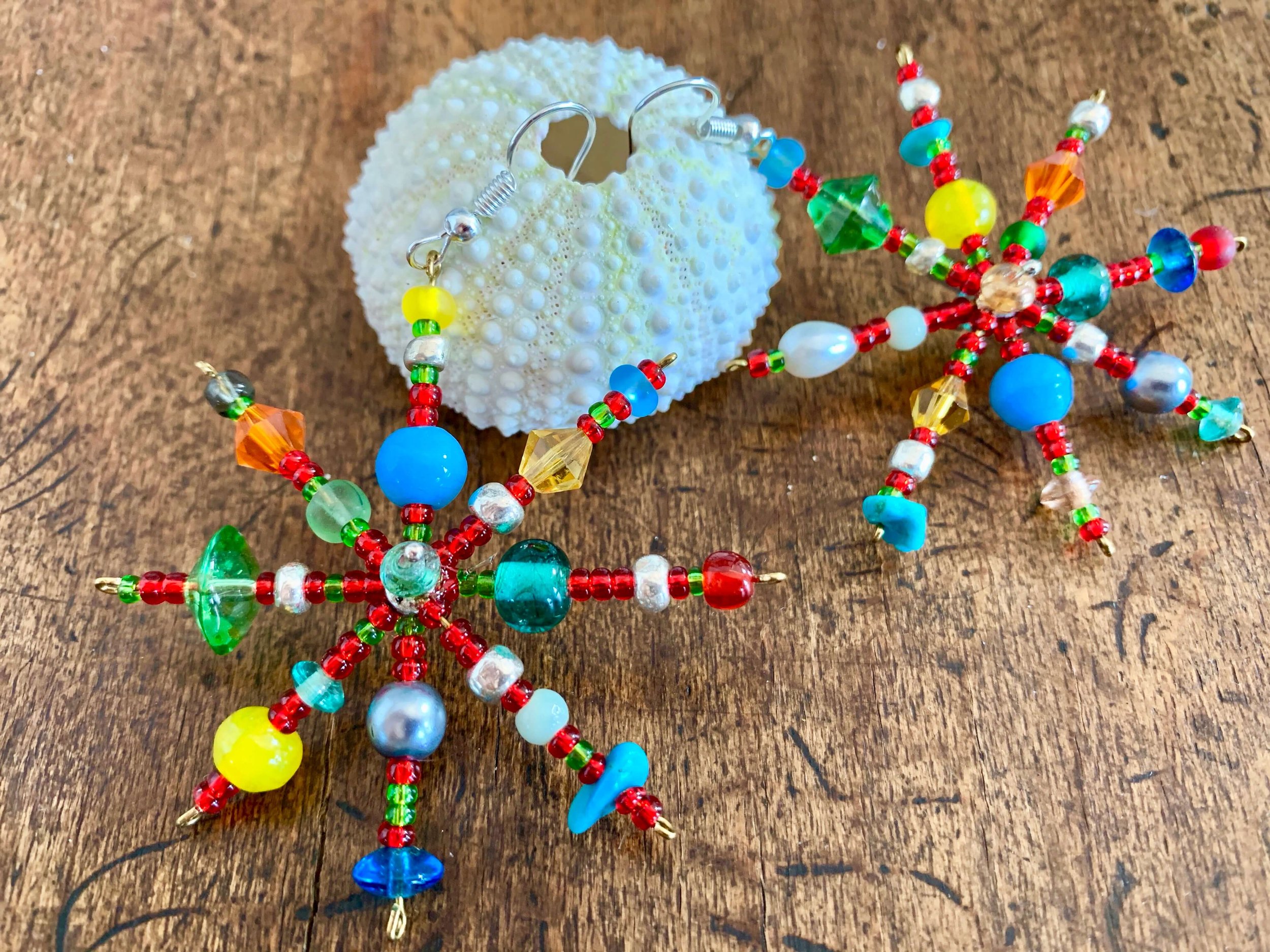 frohlotte-ohrringe-bunte perlen-upgecycleter schmuck60.jpeg