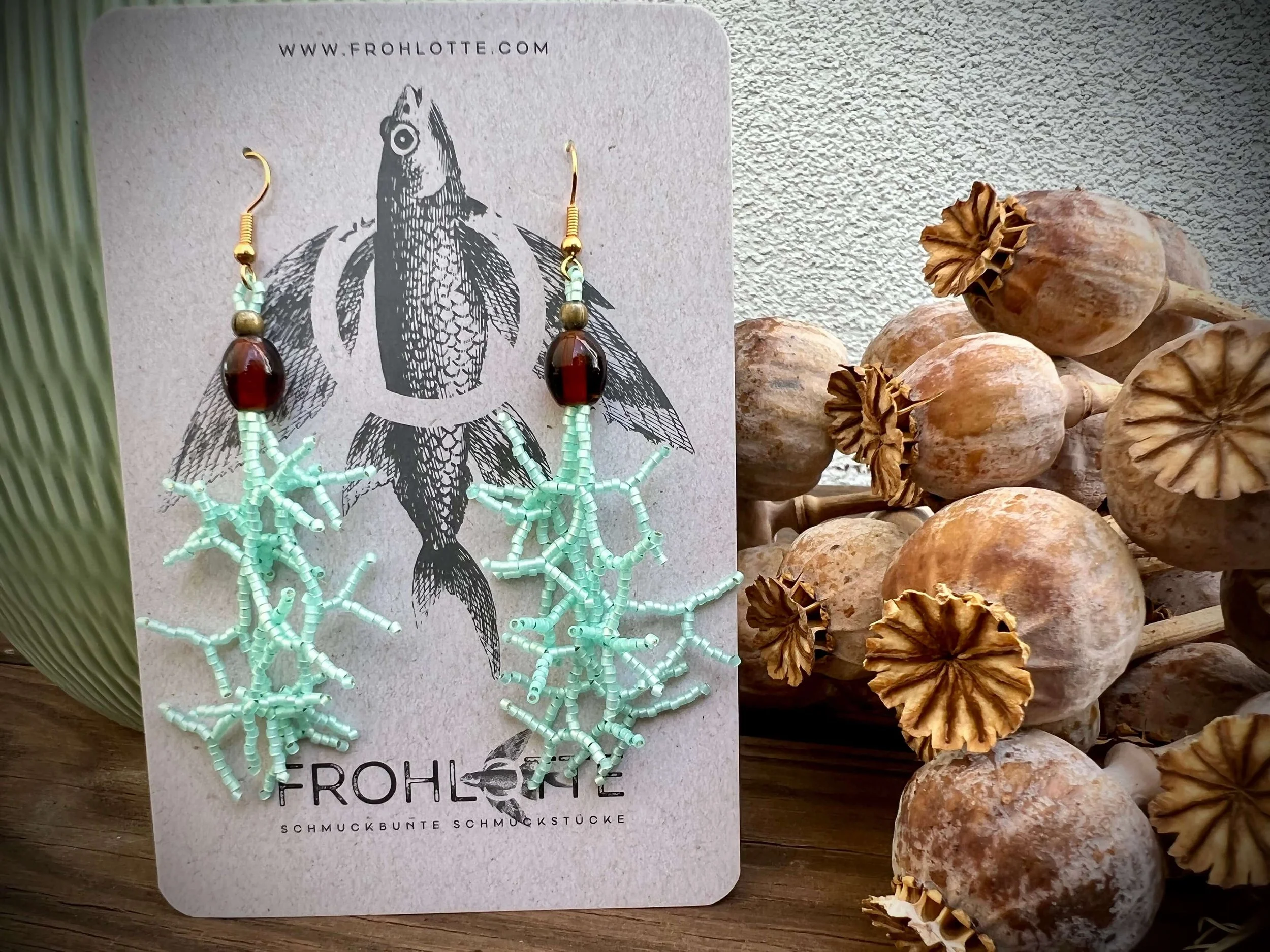 frohlotte-ohrringe-cora koralle-upgecycleter schmuck16.jpeg