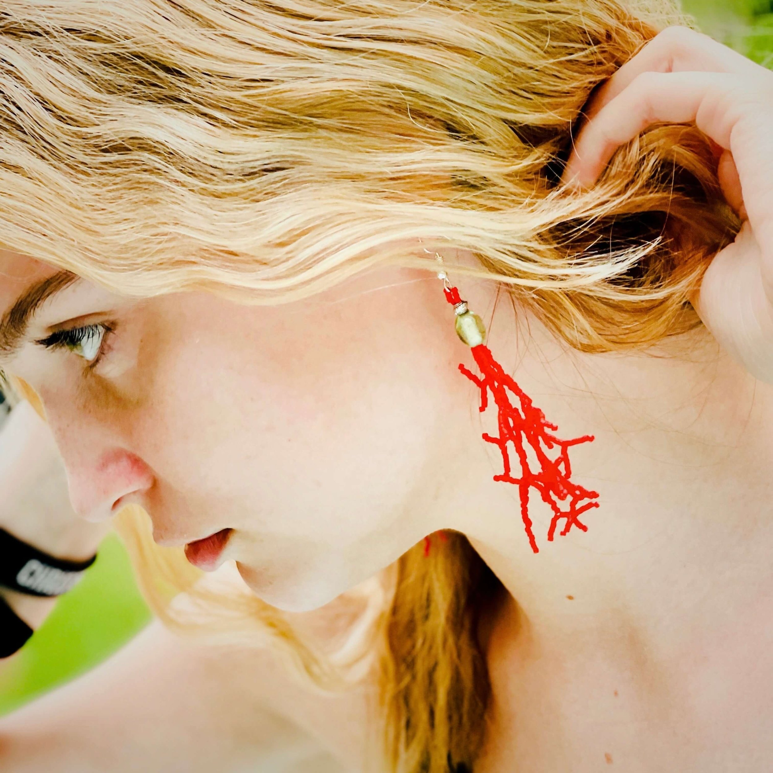 frohlotte-ohrringe-cora koralle-upgecycleter schmuck27.JPG