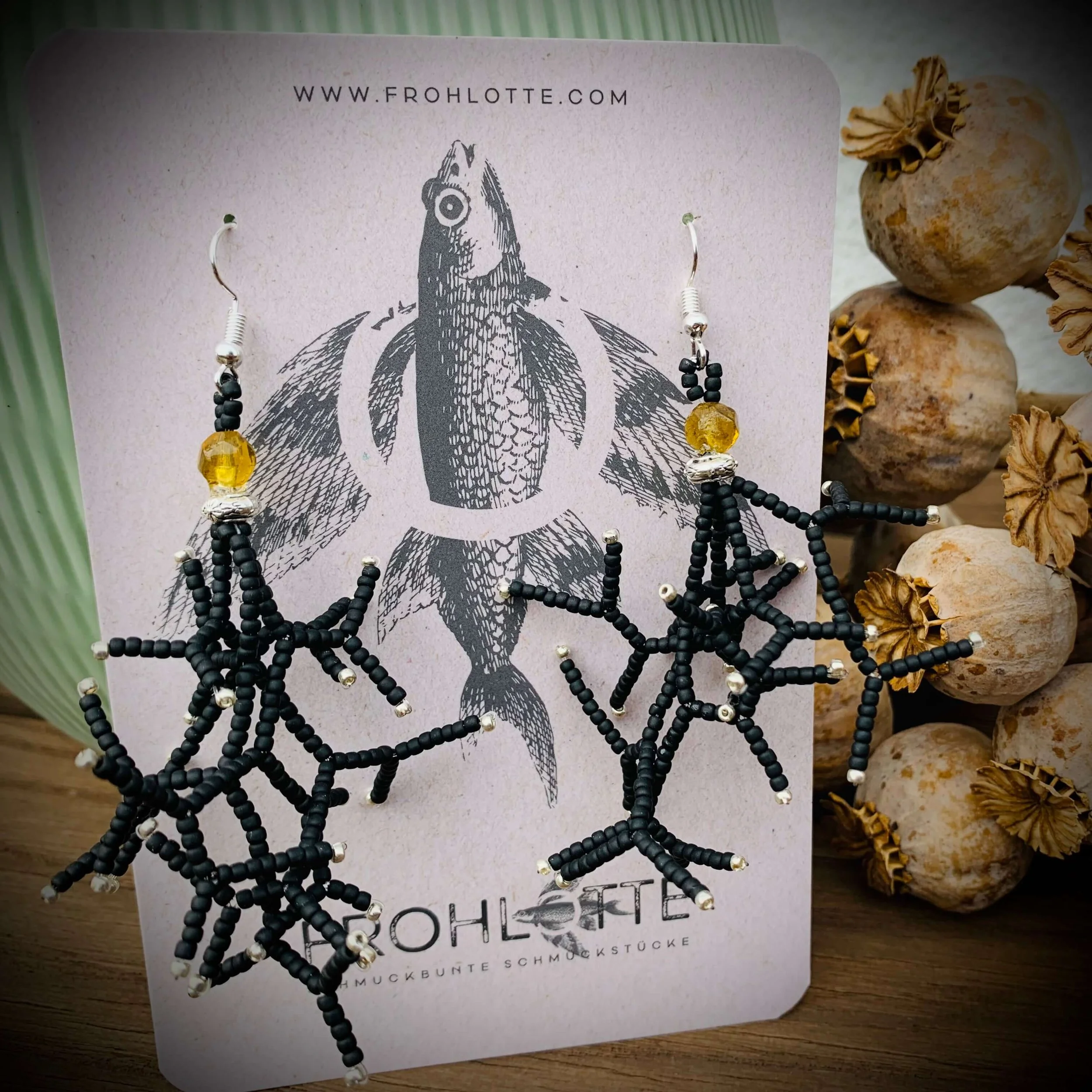 frohlotte-ohrringe-cora koralle-upgecycleter schmuck31.jpeg