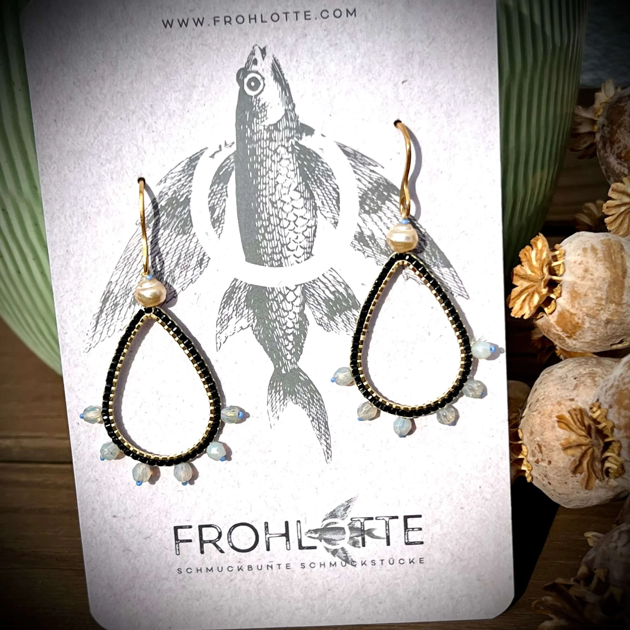 frohlotte-ohrringe-eleni-upgecycleter schmuck3.jpeg