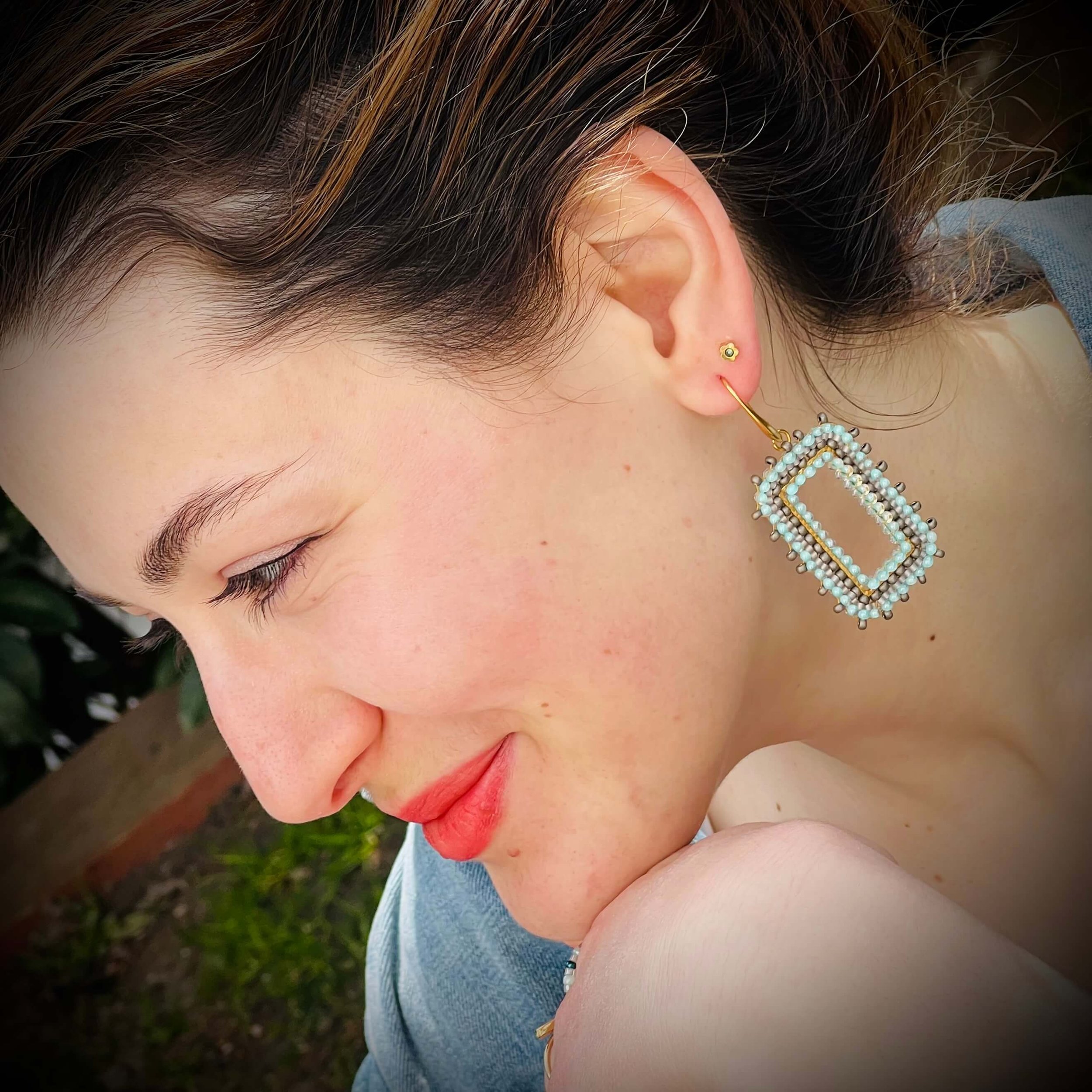 frohlotte-ohrringe-eleni-upgecycleter schmuck7.jpeg