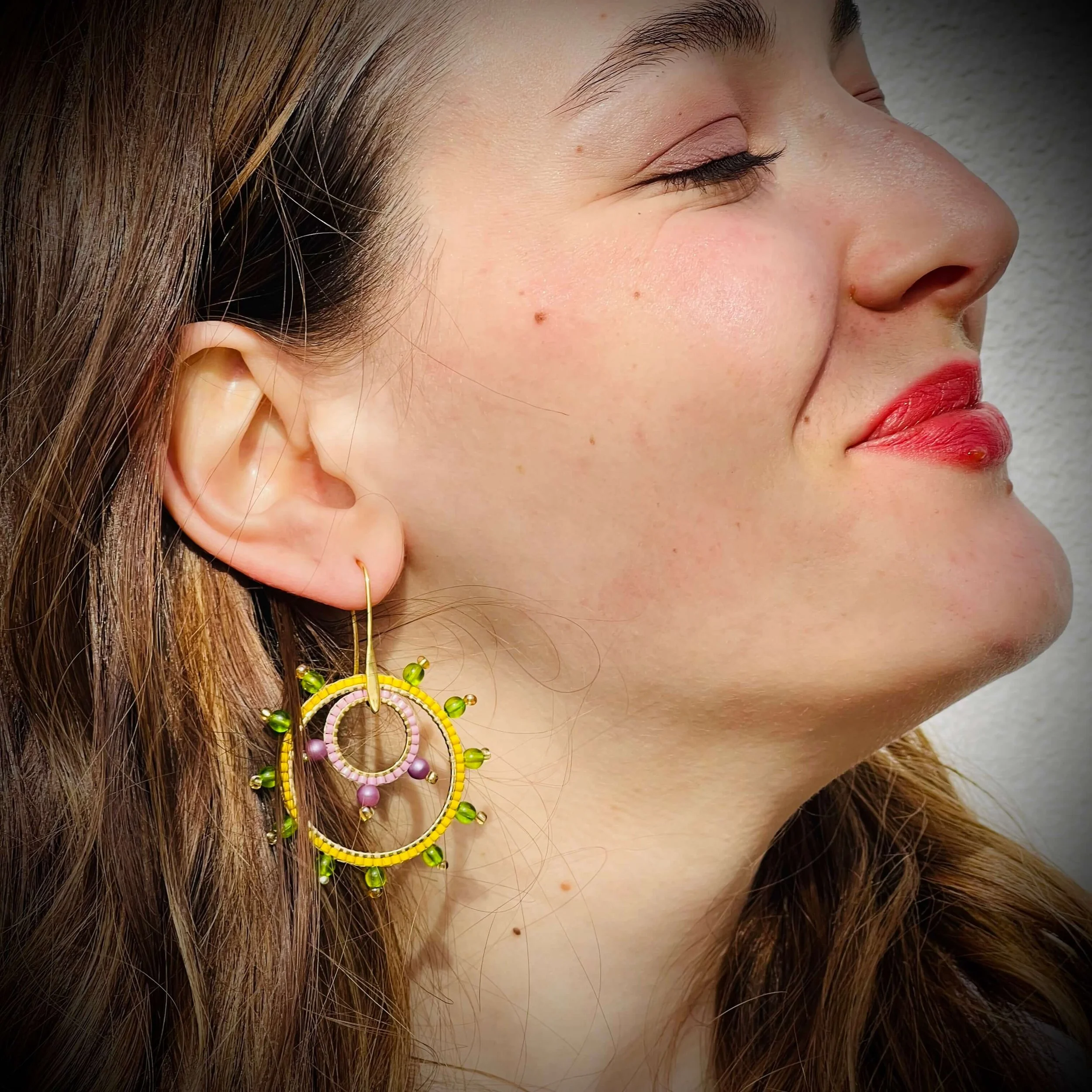 frohlotte-ohrringe-eleni-upgecycleter schmuck8.jpeg