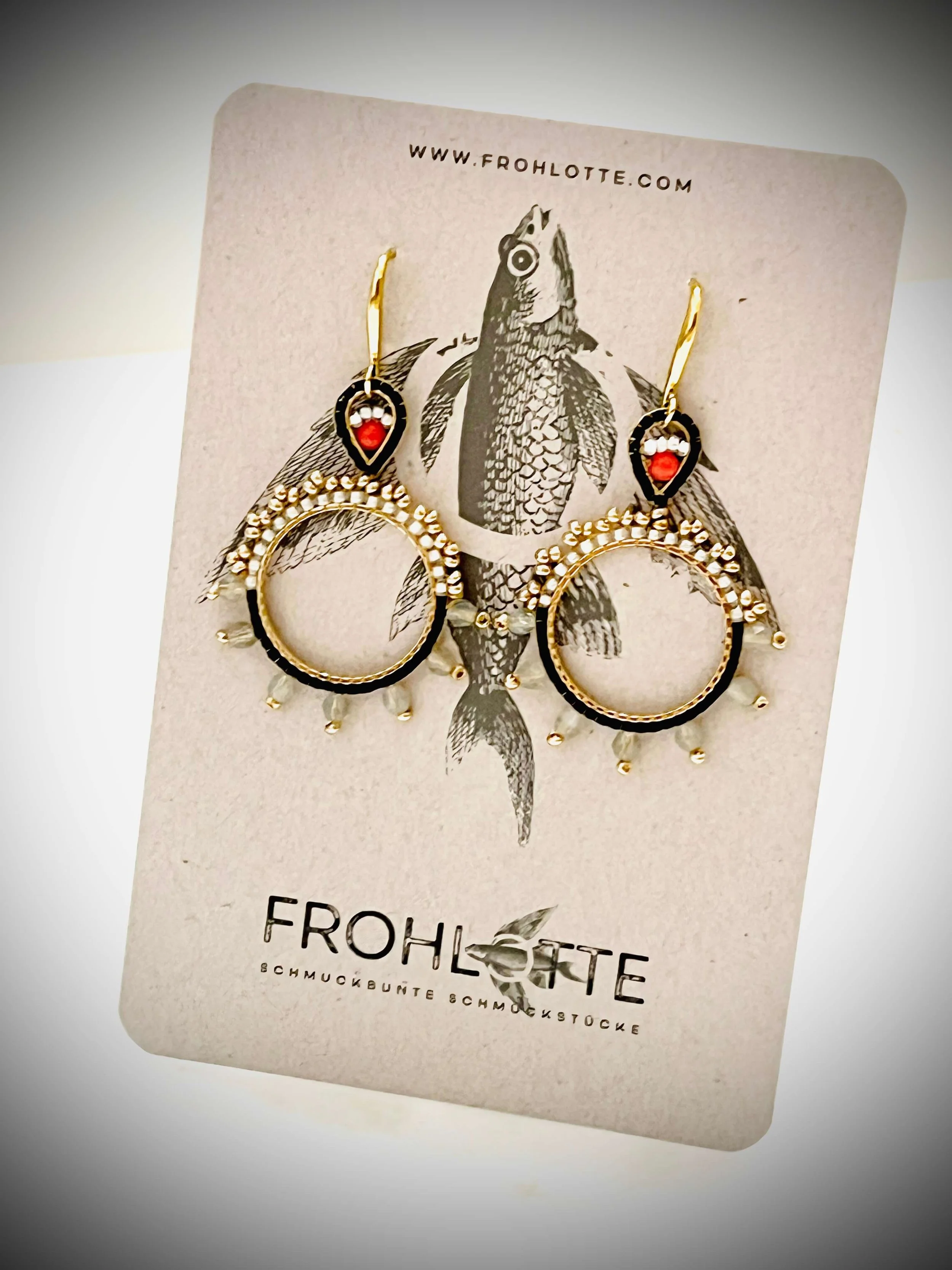 frohlotte-ohrringe-eleni-upgecycleter schmuck11.jpeg