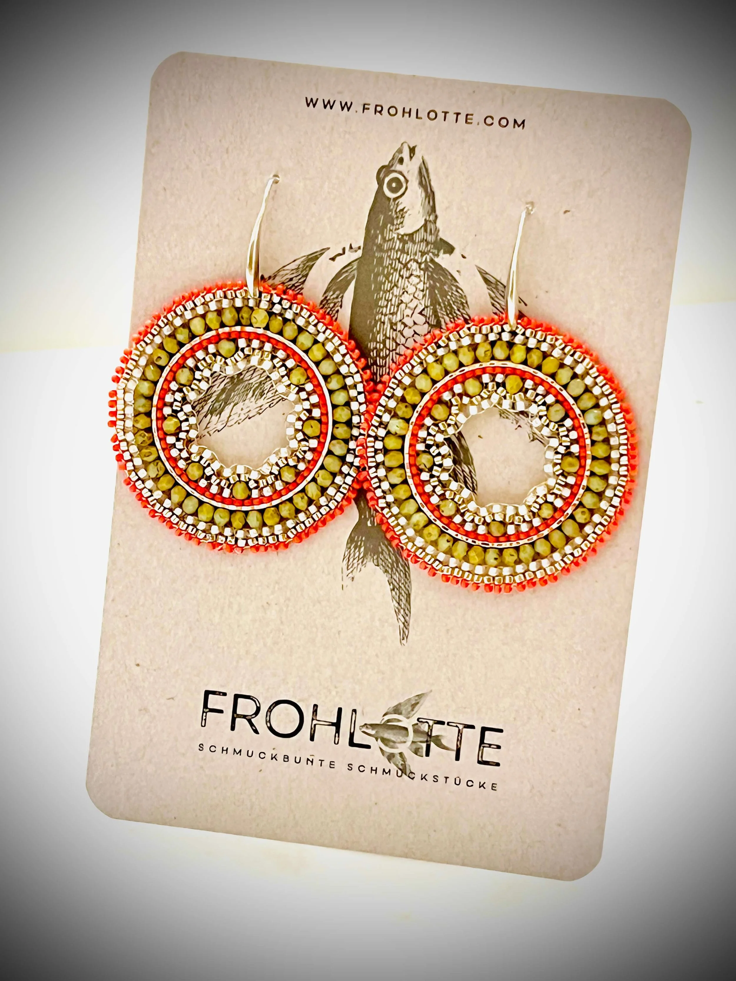 frohlotte-ohrringe-eleni-upgecycleter schmuck12.jpeg